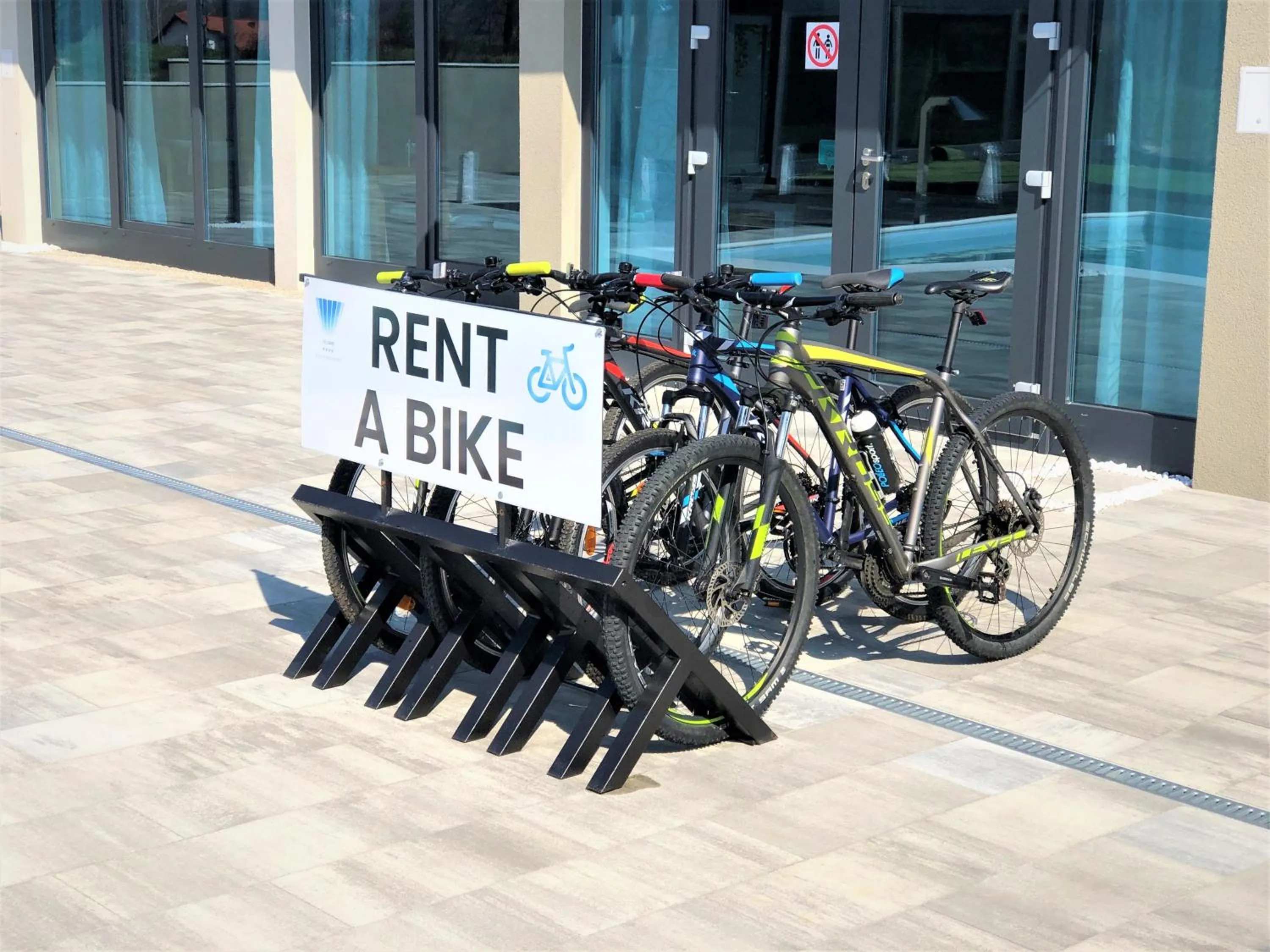 Spring in 16 Lakes Hotel