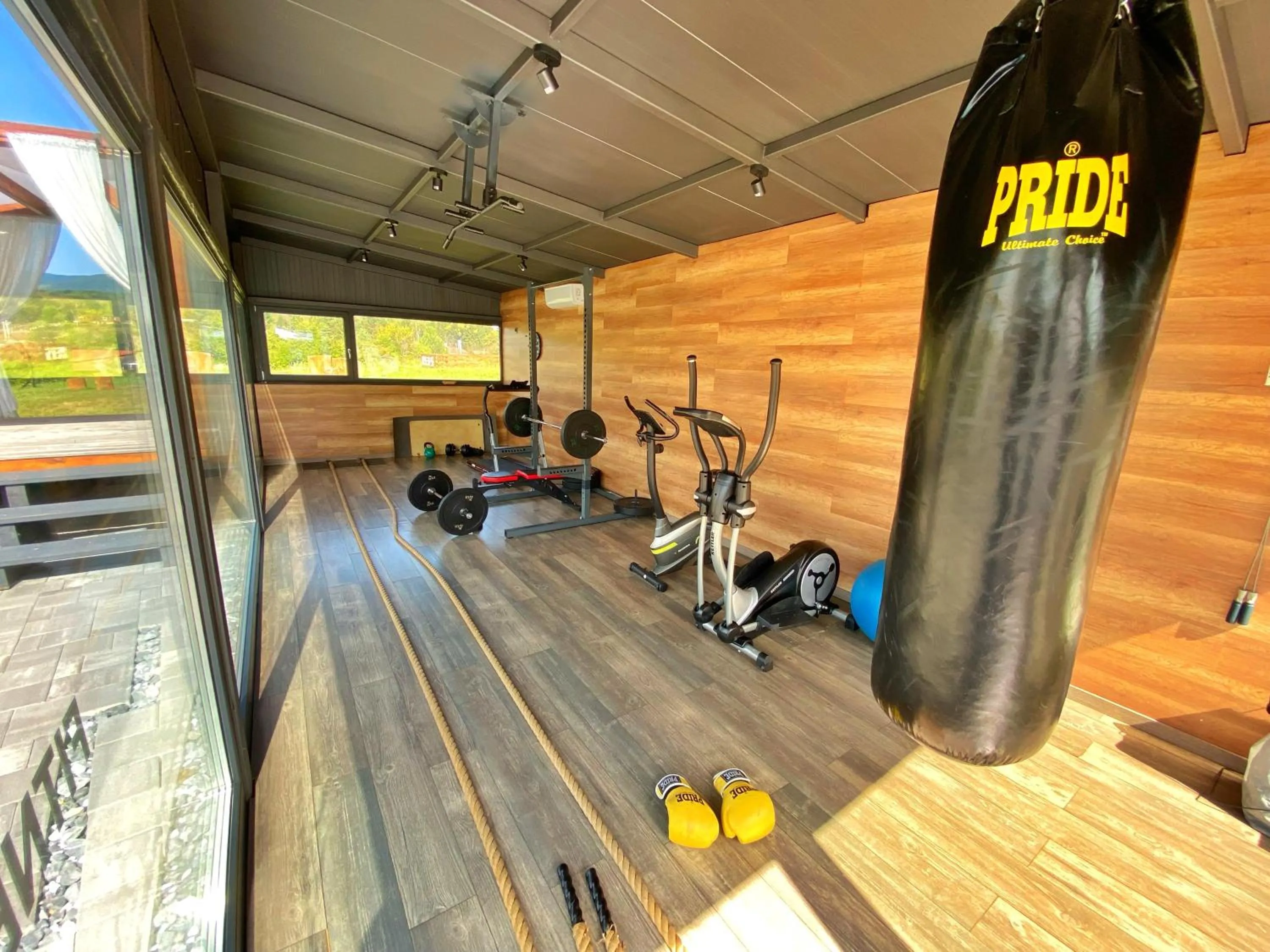 Fitness centre/facilities in 16 Lakes Hotel