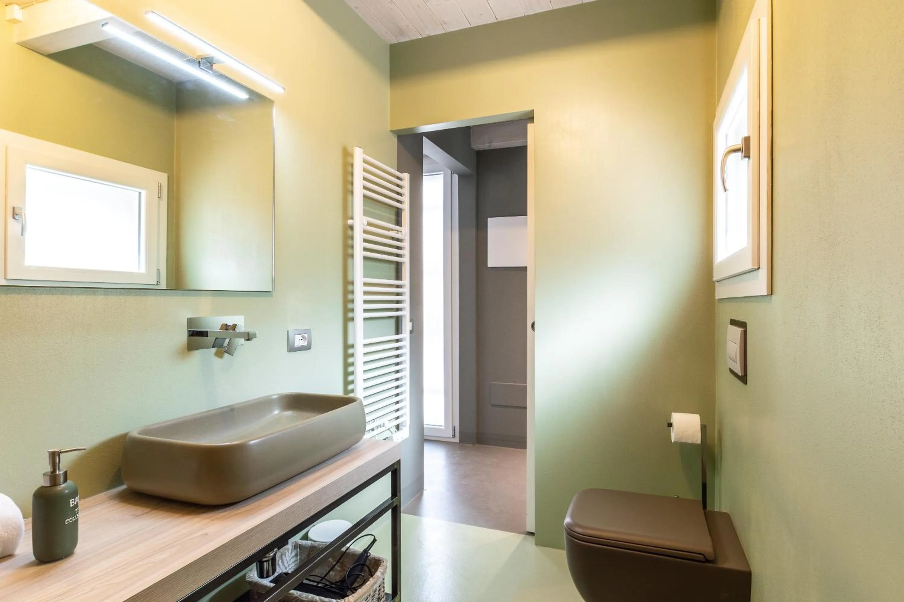 Shower in L'ALBEROCASA Eco Residence