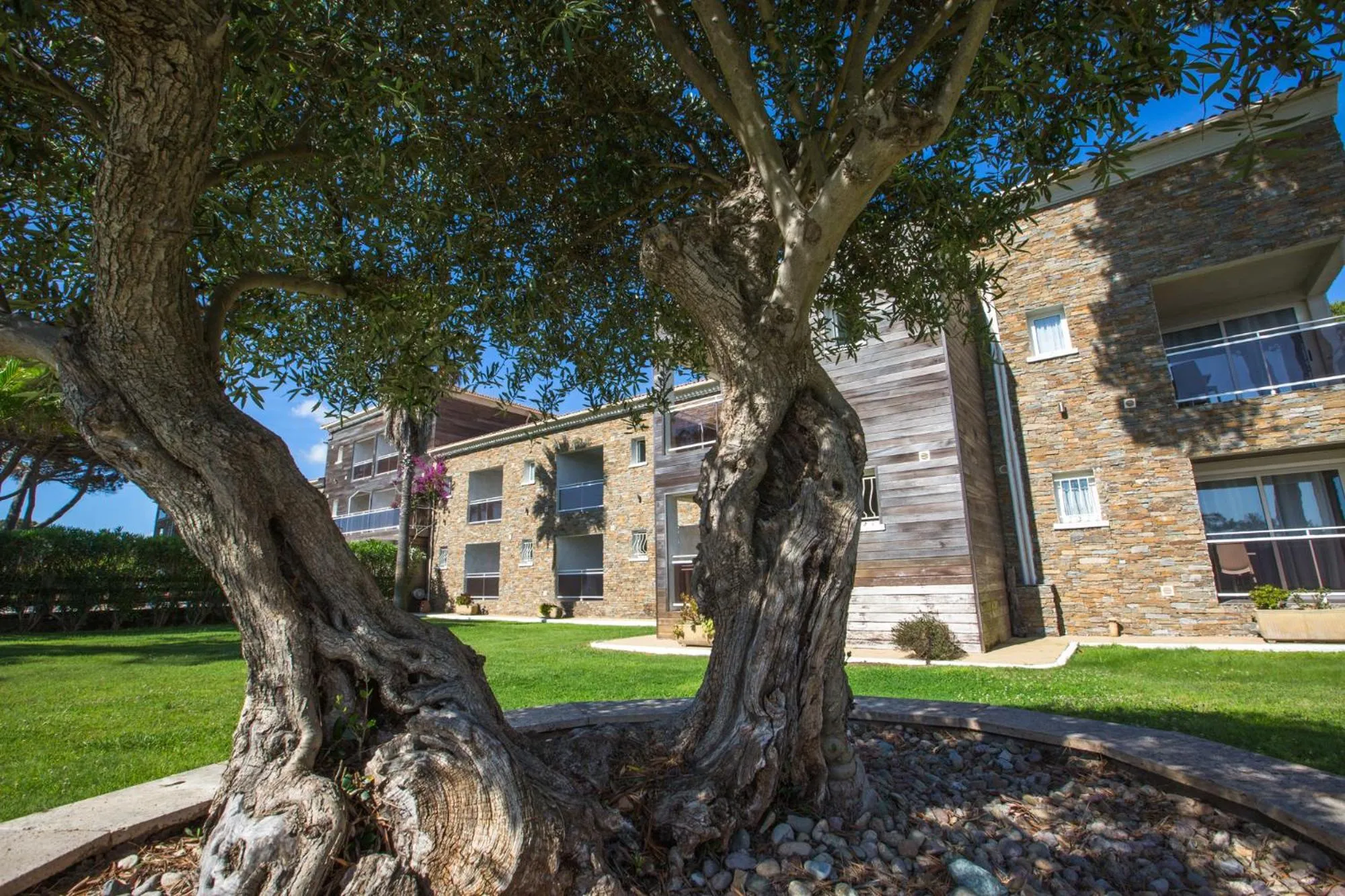 Property building in Hôtel La Lagune