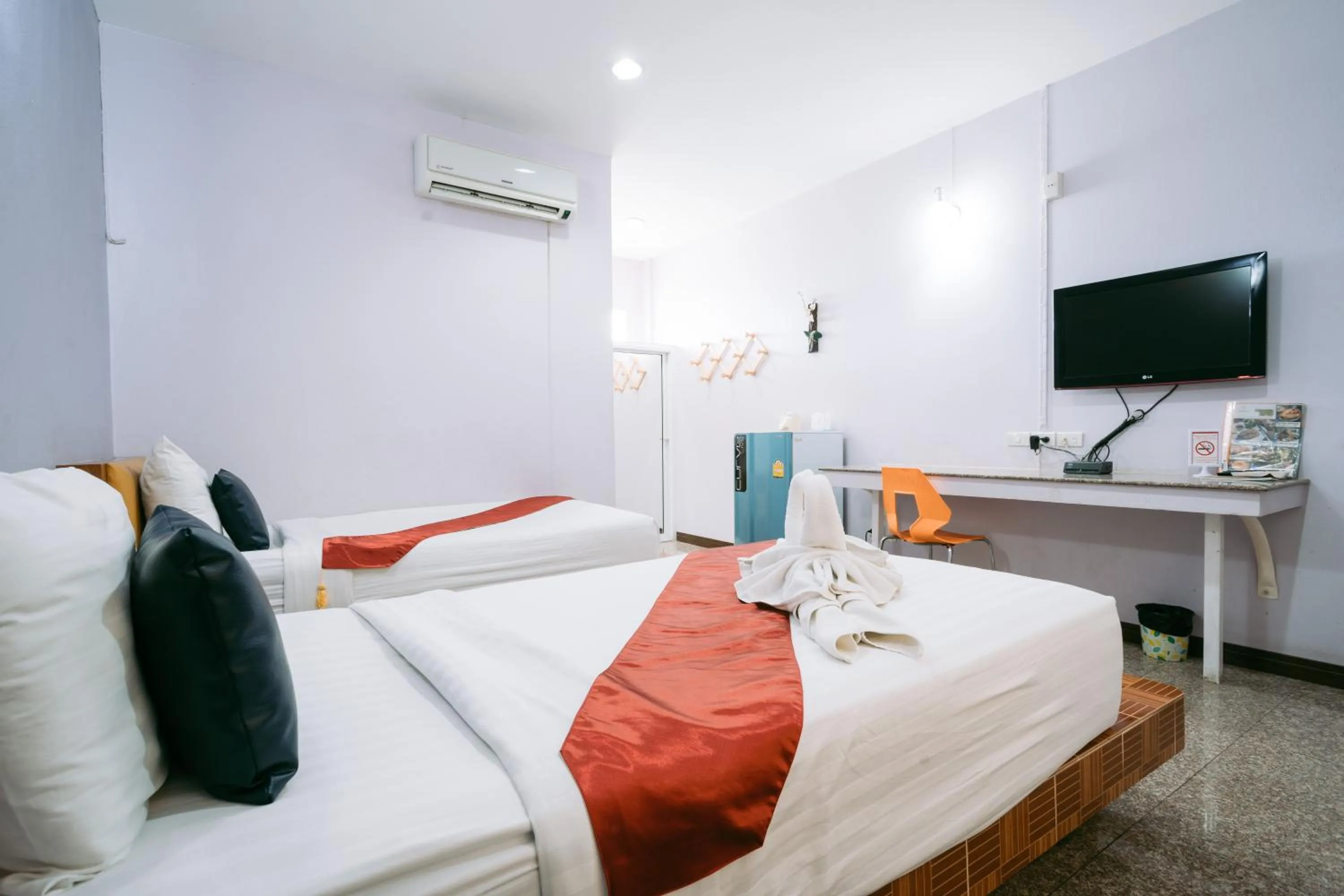 Bed in Jintana Resort