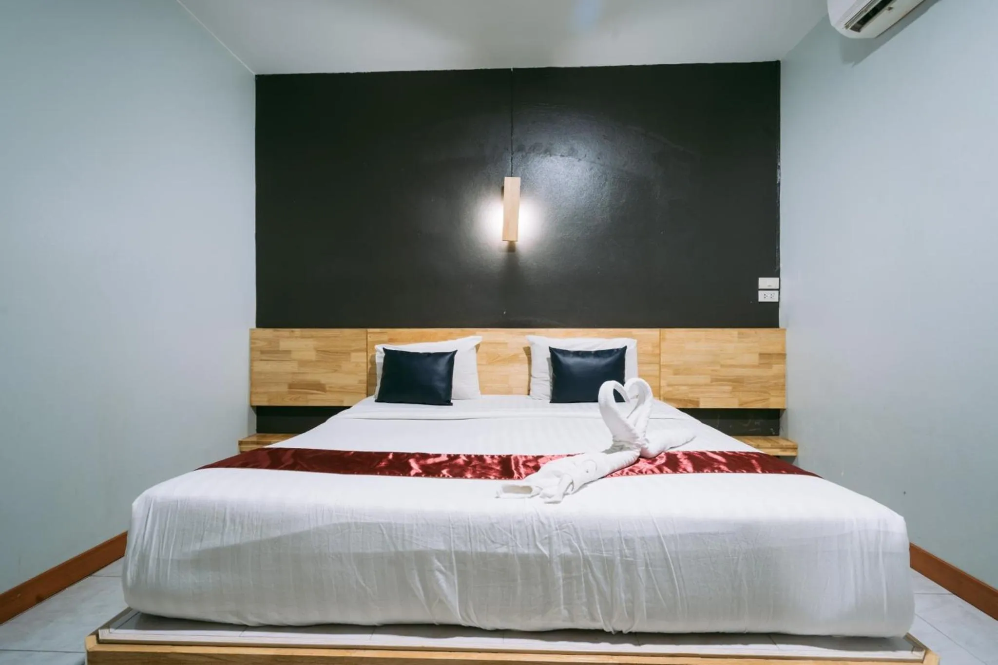 Bedroom, Bed in Jintana Resort