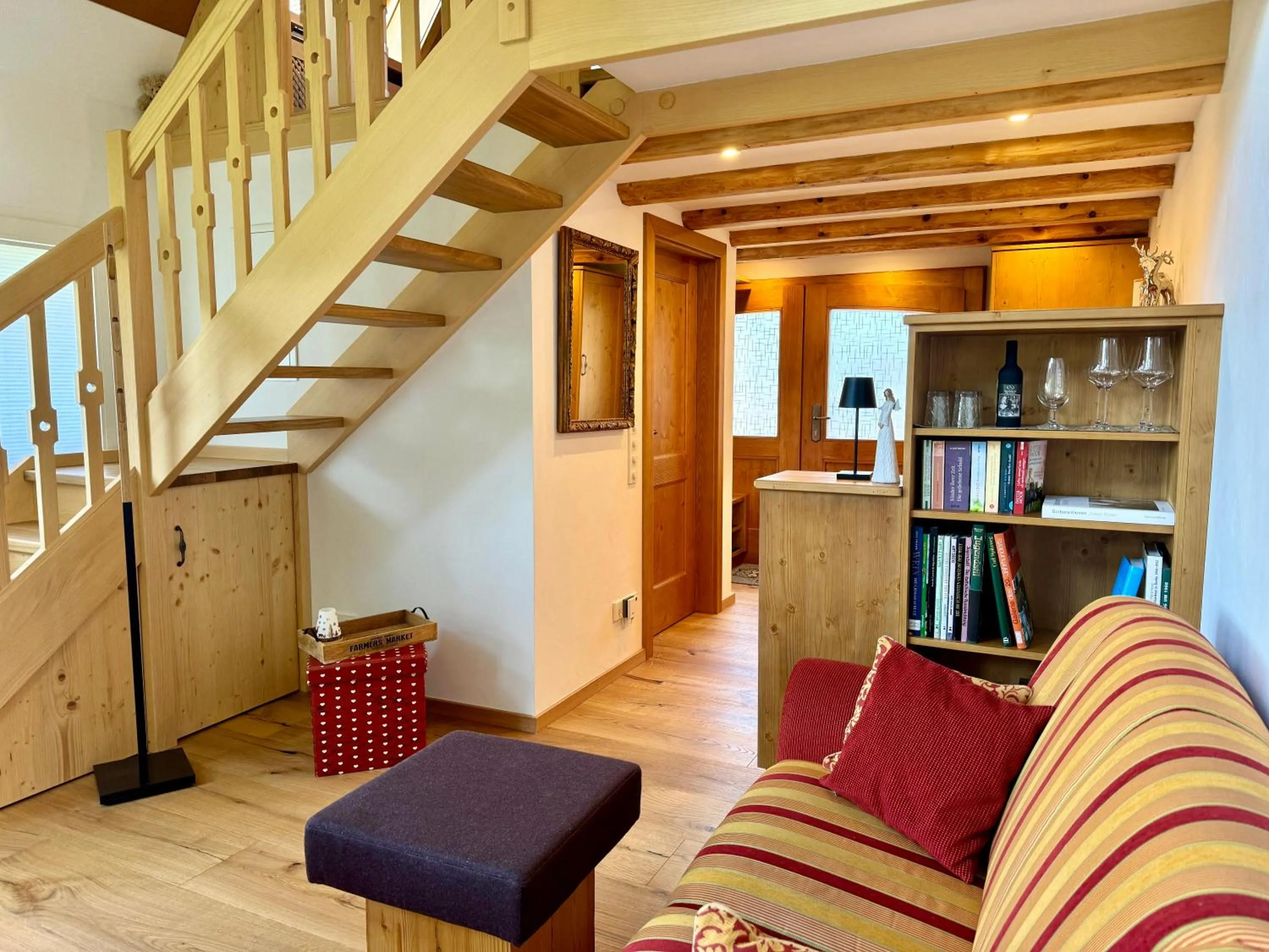 Library in Hollhouse - Bed & Breakfast