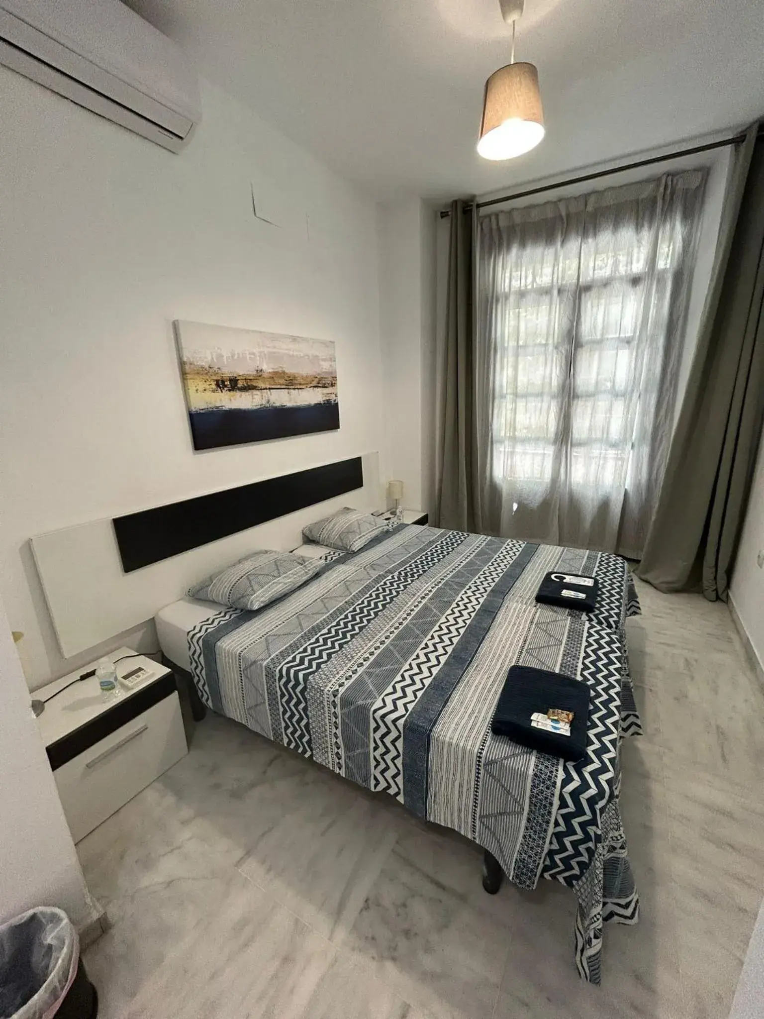 Twin Room with Private Bathroom in The Spot Central Hostel Twin Room with Private Bathroom in The Spot Central Hostel