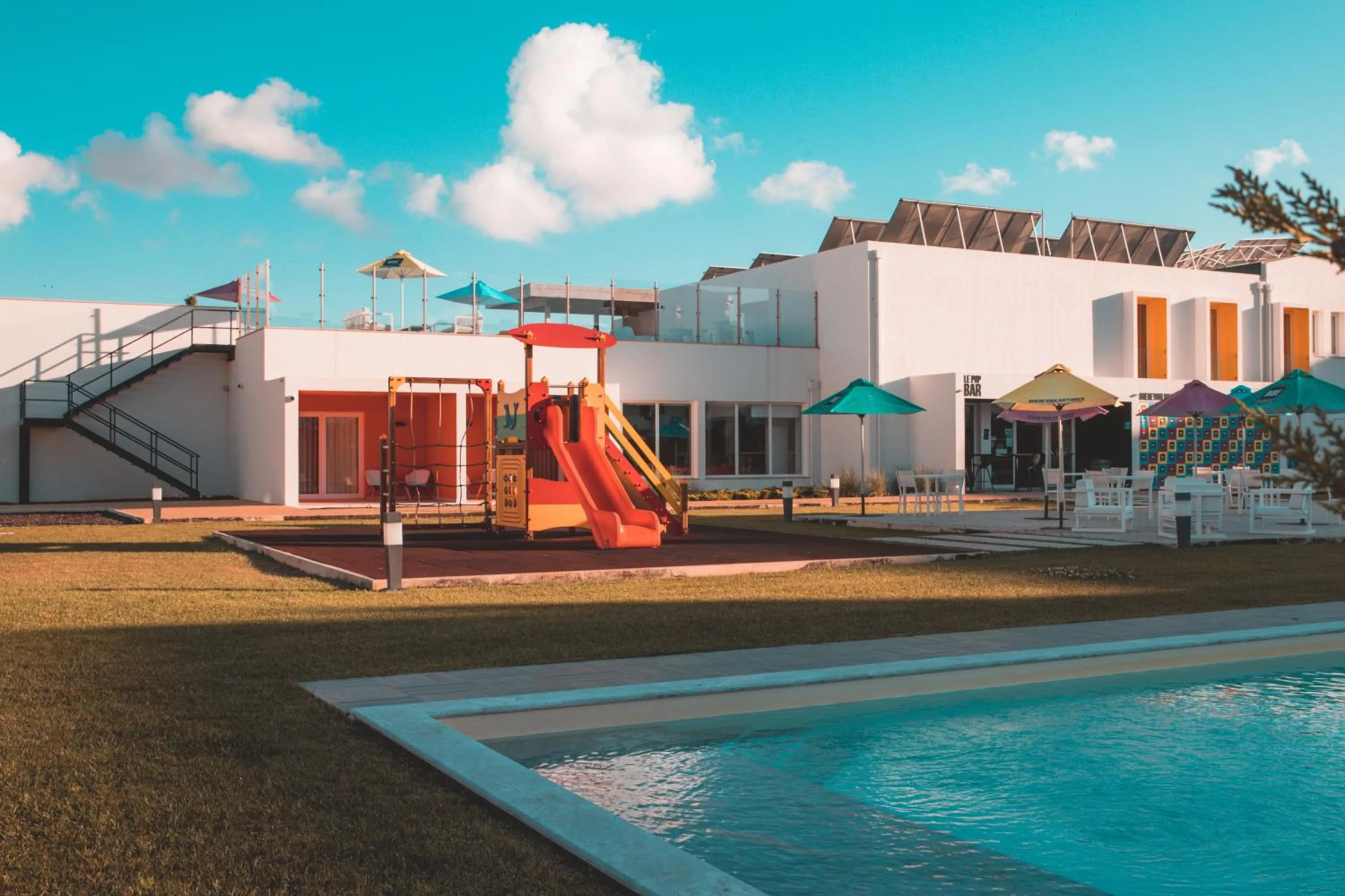 Property building in RIDE Surf Resort & Spa Peniche