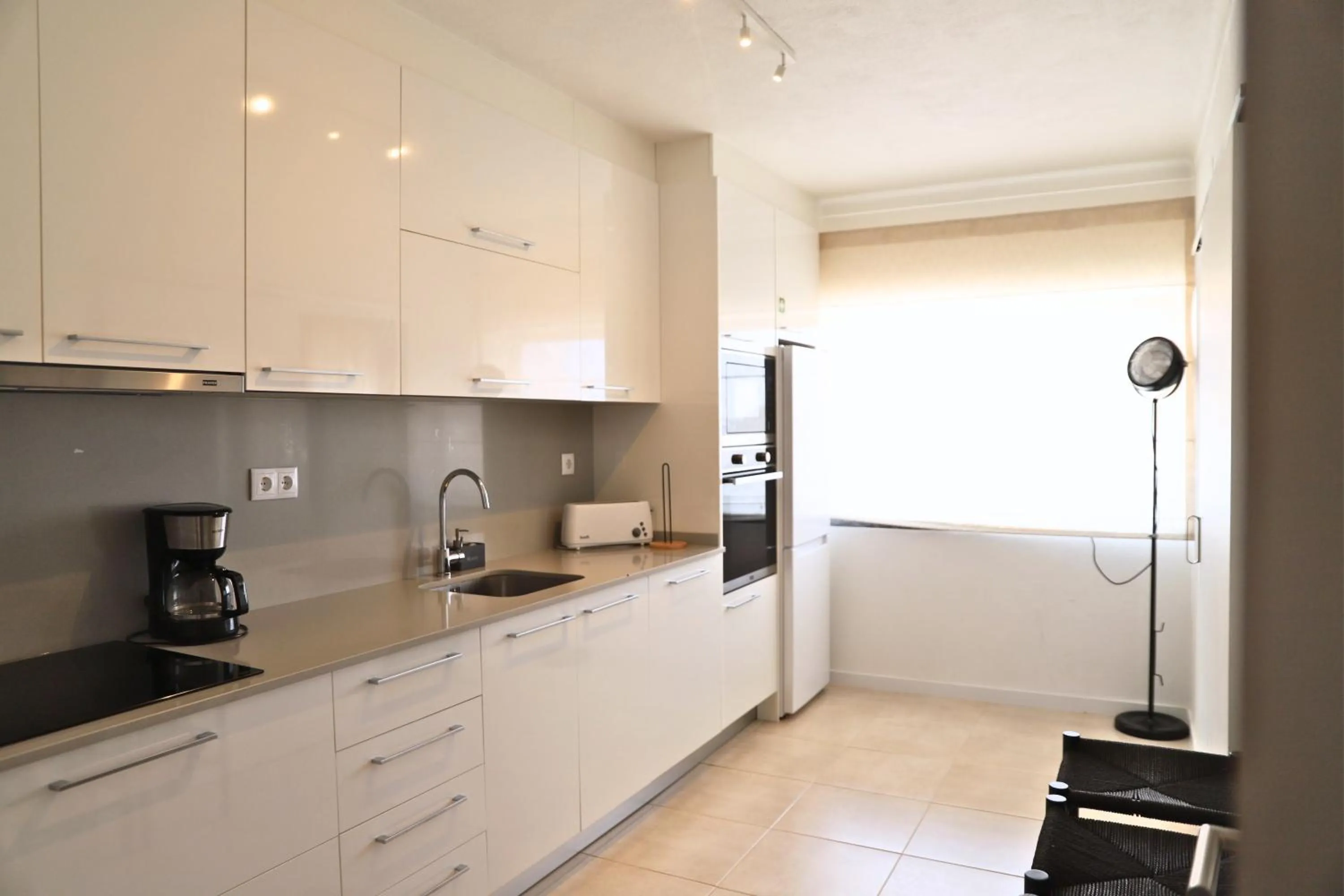 Kitchen or kitchenette in RIDE Surf Resort & Spa Peniche