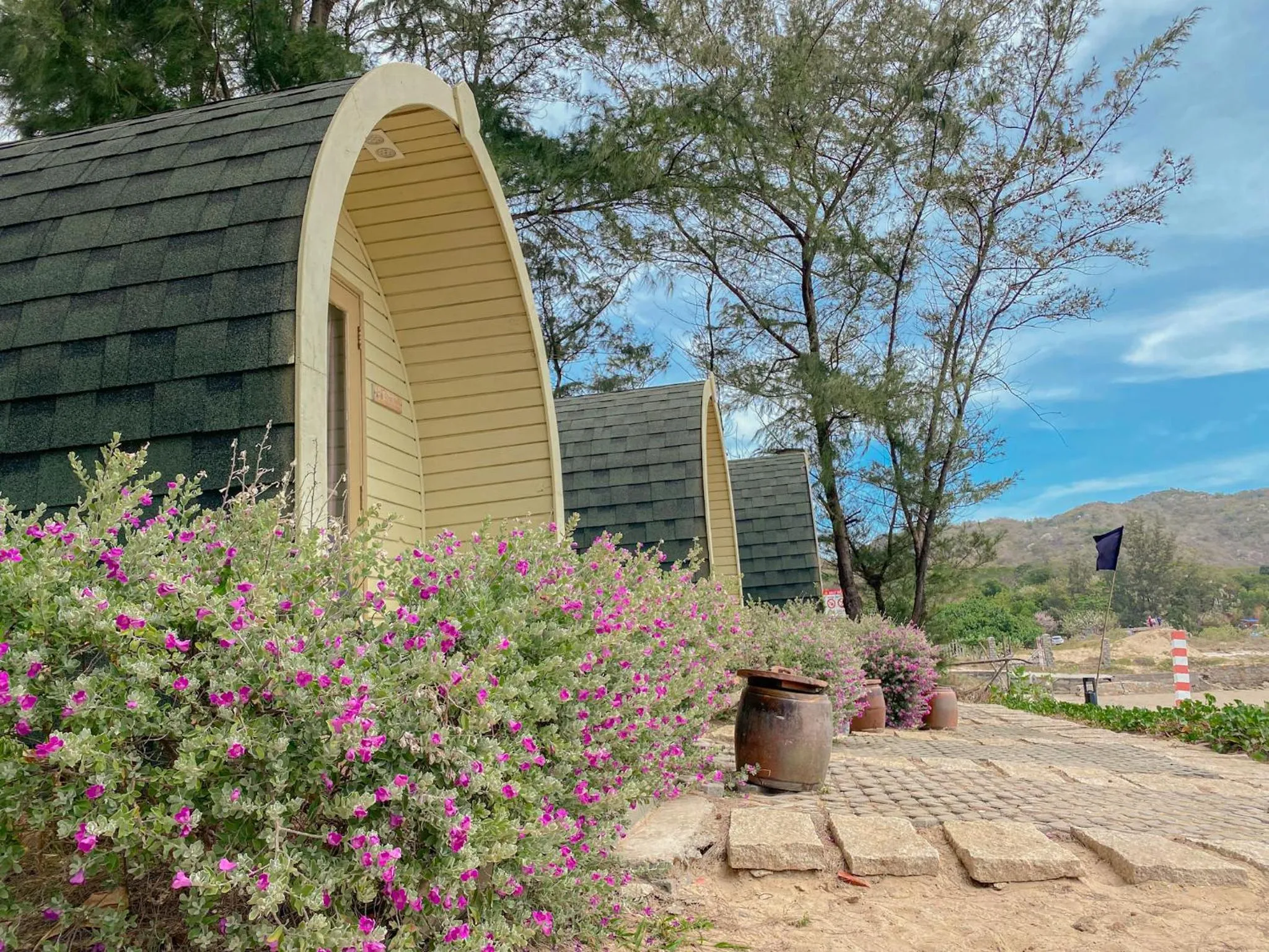 Long Hải Channel Beach Resort