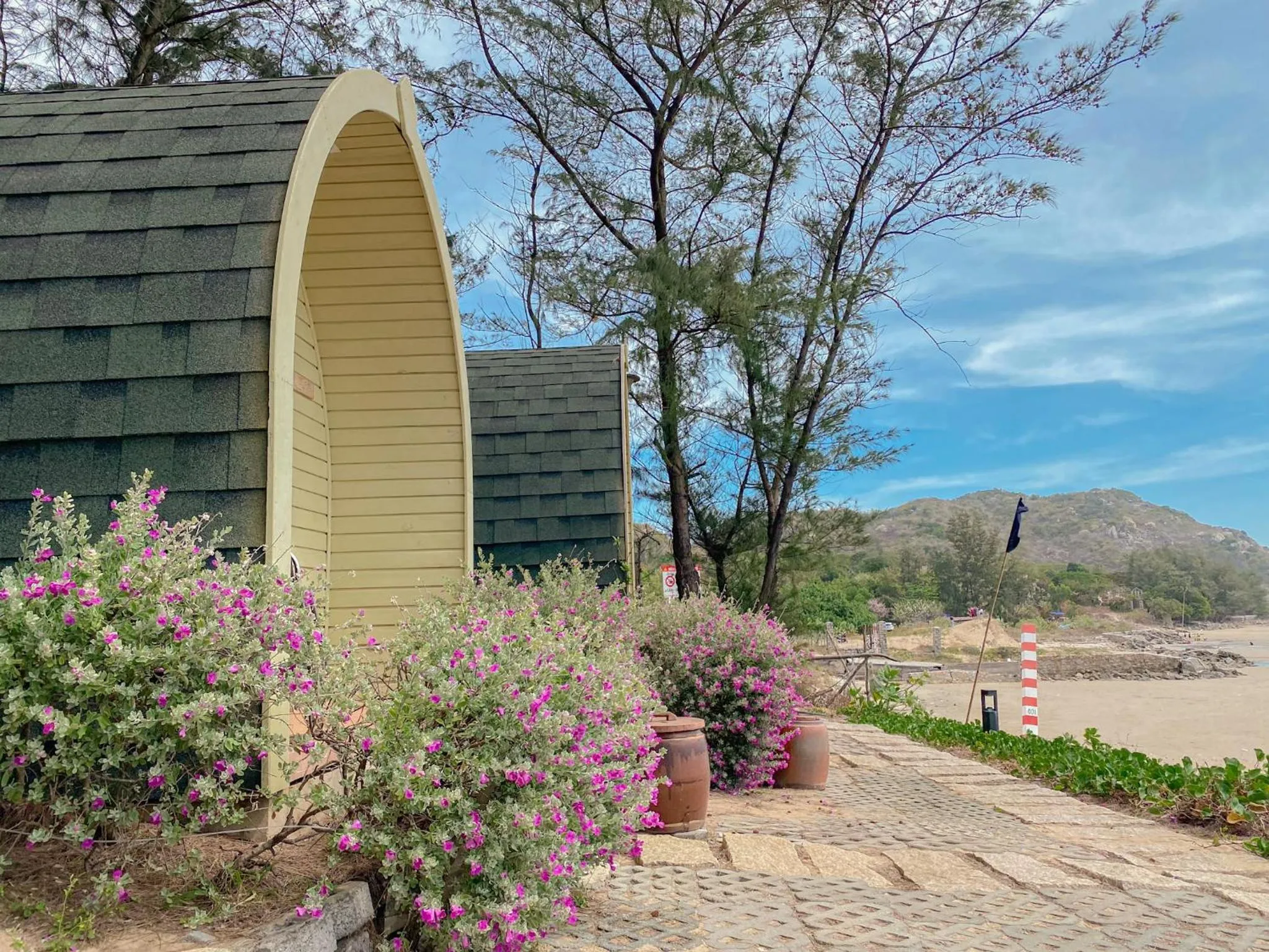 Long Hải Channel Beach Resort