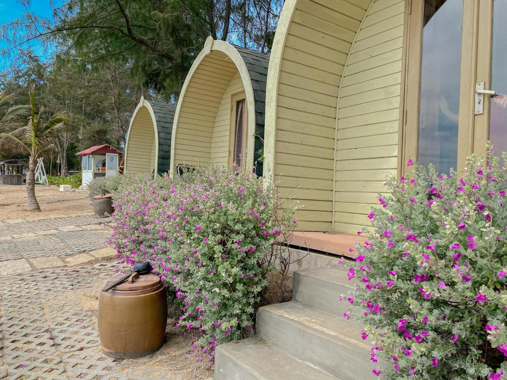 Long Hải Channel Beach Resort