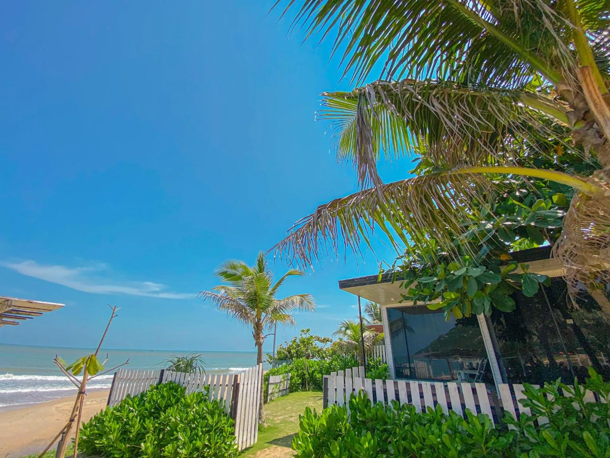 Long Hải Channel Beach Resort