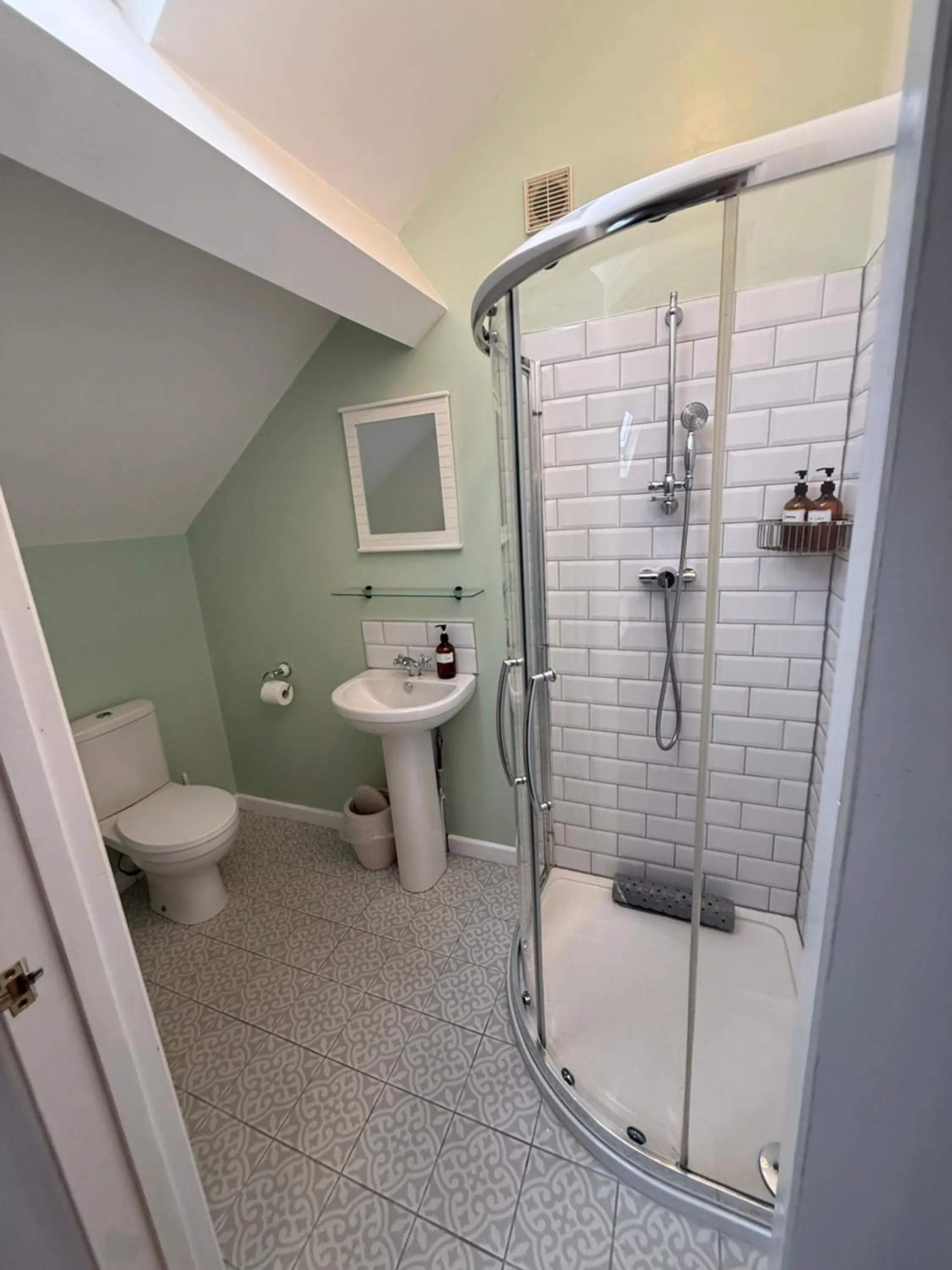 The Nags Head - Room only accommodation