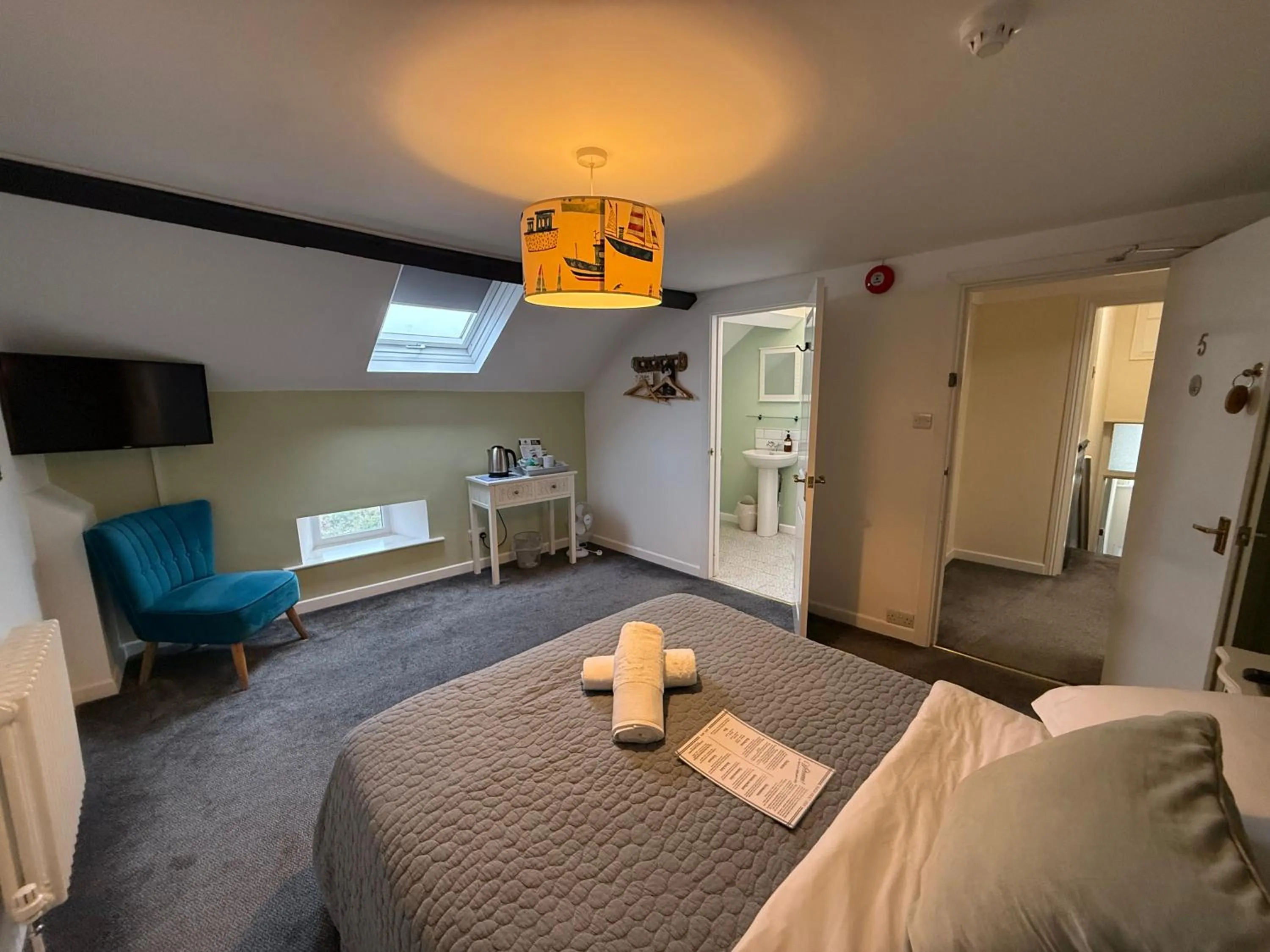 Bed in The Nags Head - Room only accommodation