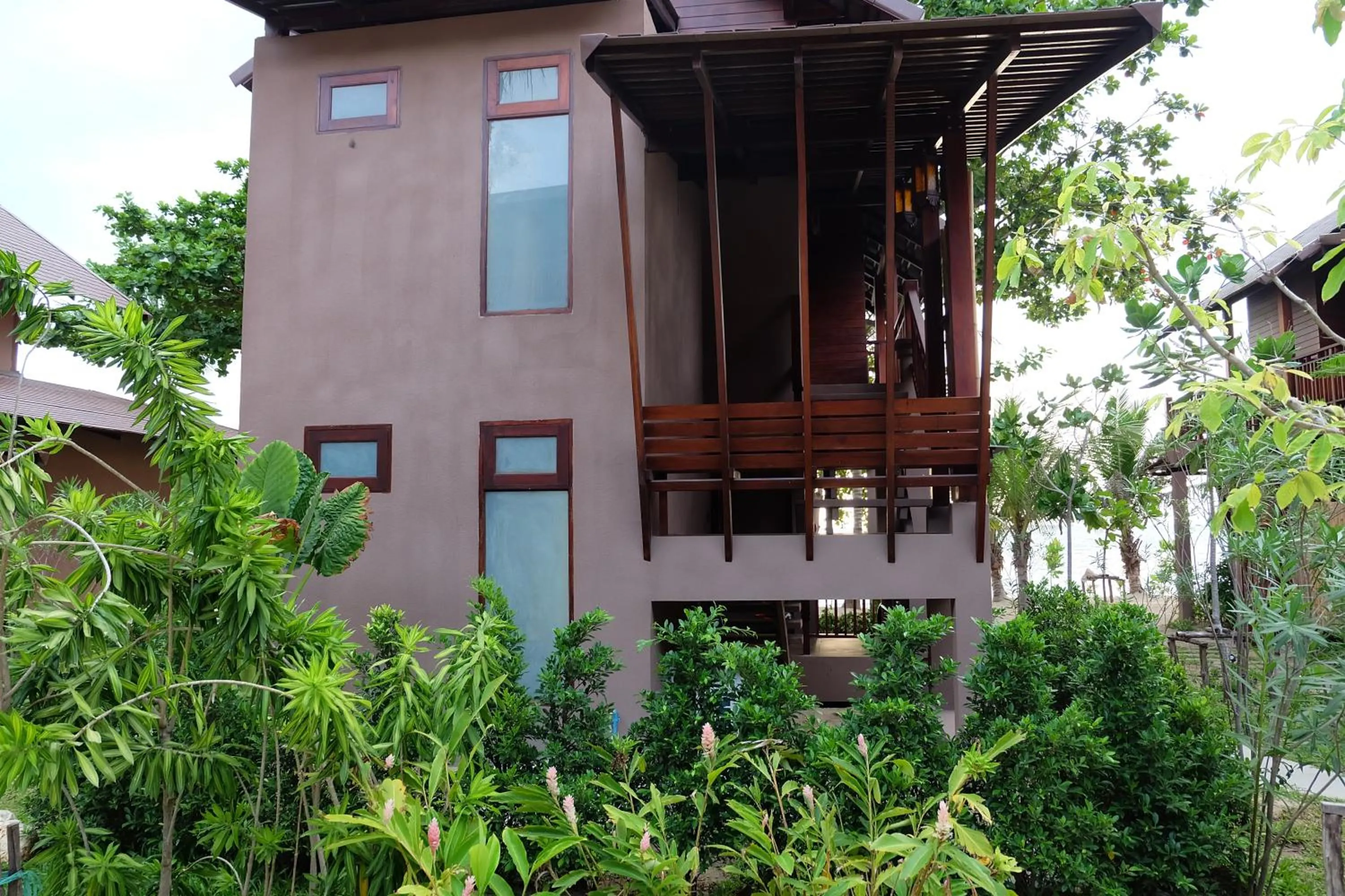 Garden in Koh Ma Beach Resort - SHA Extra Plus