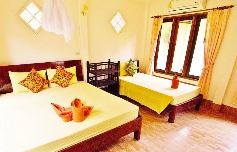 Bed in Seaboard Bungalow