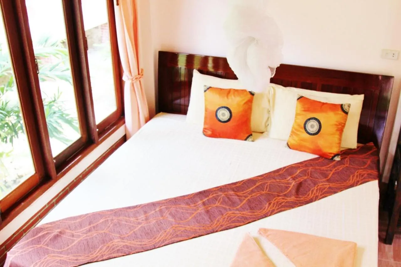 Bed in Seaboard Bungalow