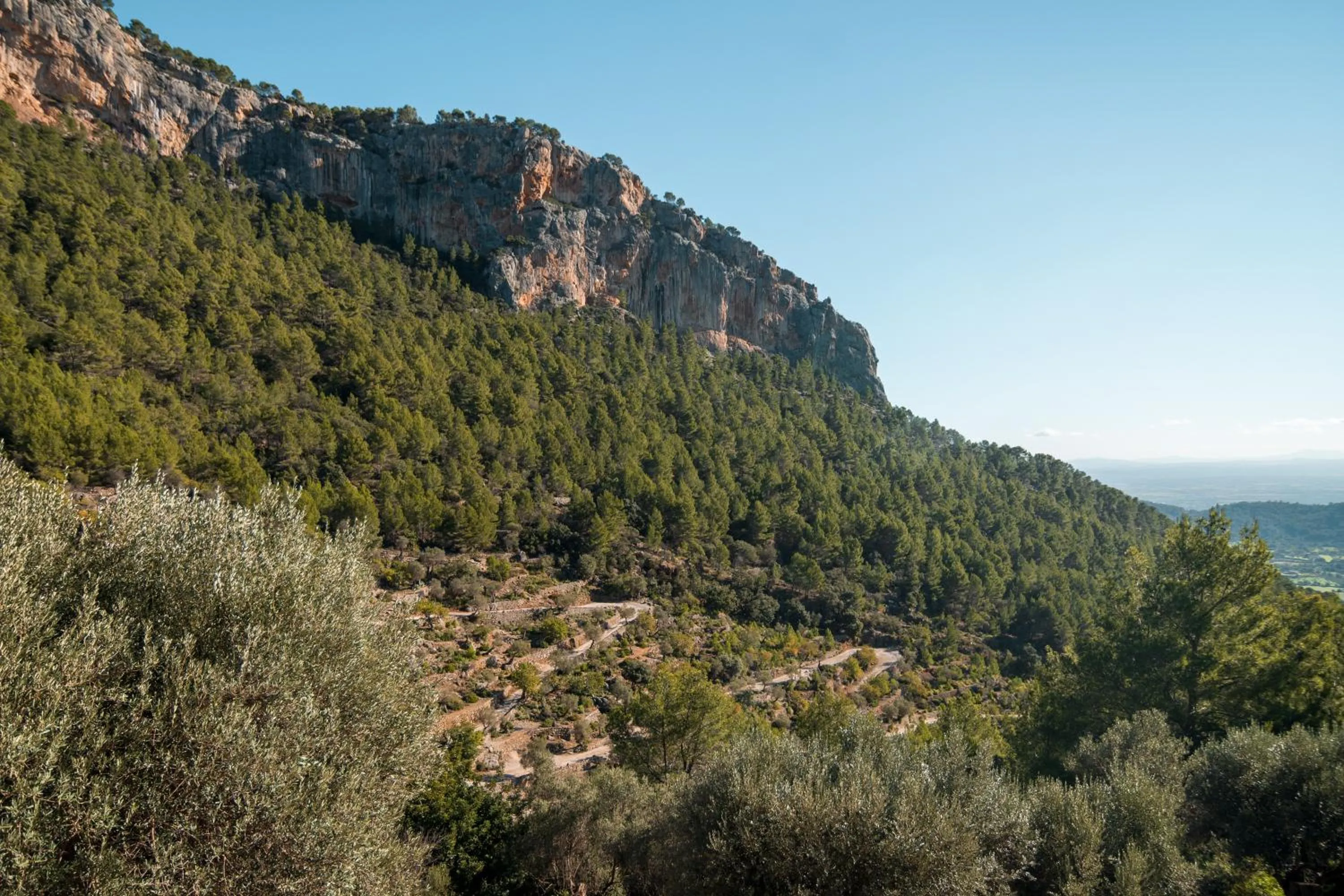 Nearby landmark in El Nido de Alaro - Turismo de Interior