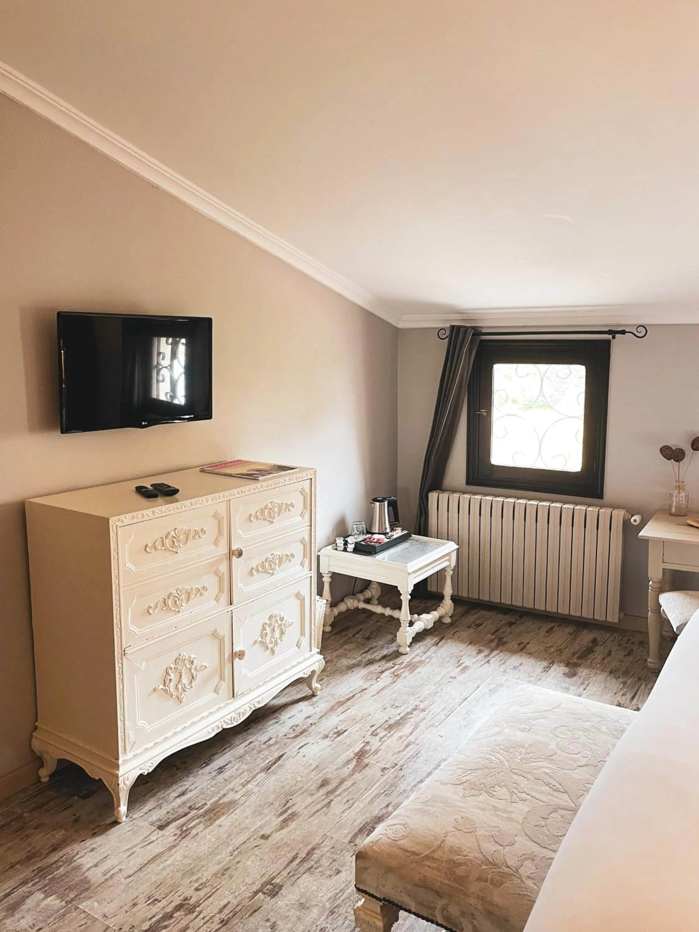 TV and multimedia in El Nido de Alaro - Turismo de Interior