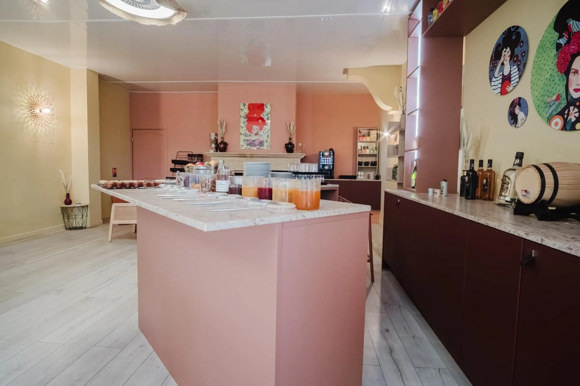 Breakfast in Logis Hotel des Granges