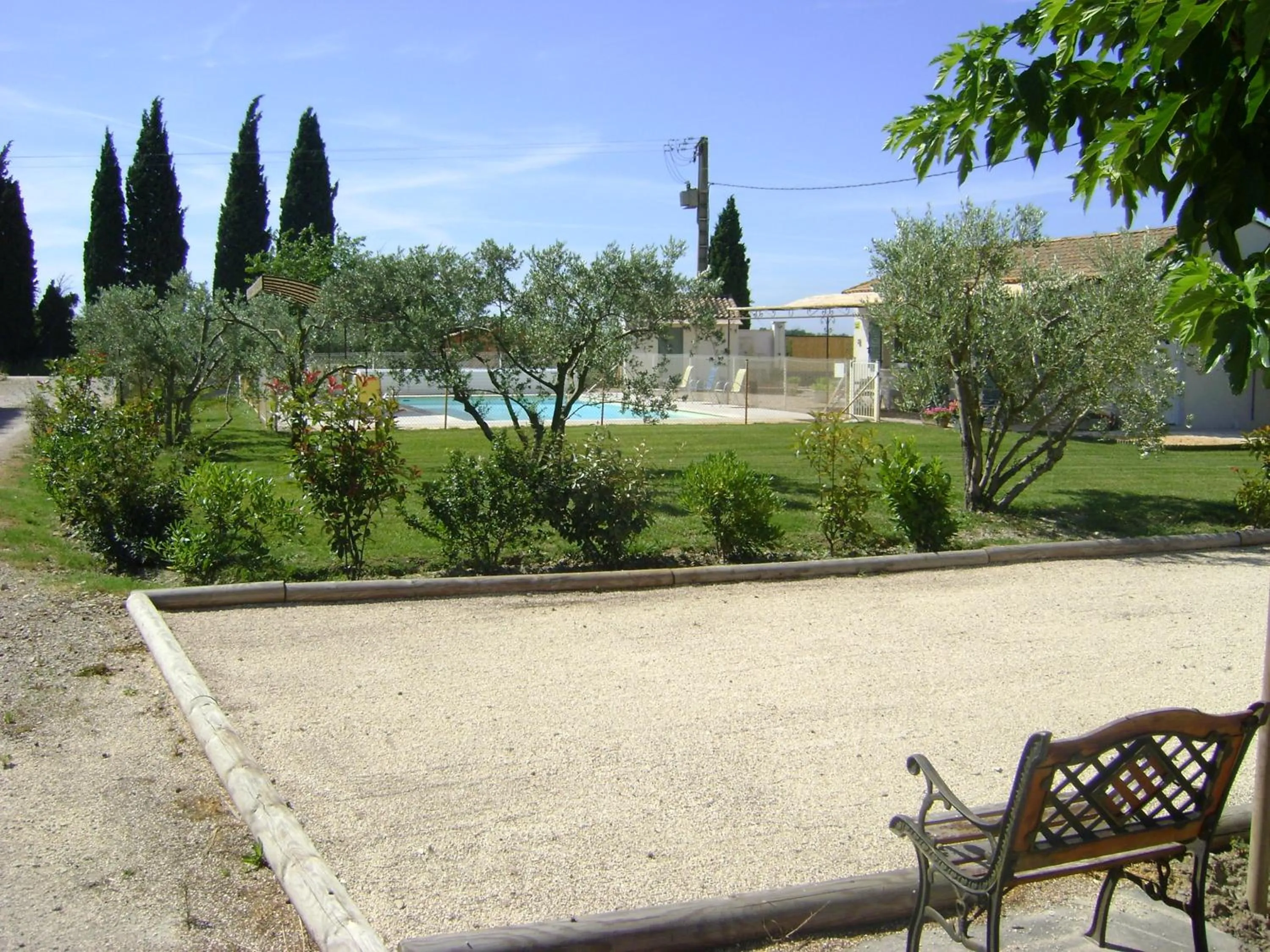 Garden in Logis Hotel des Granges