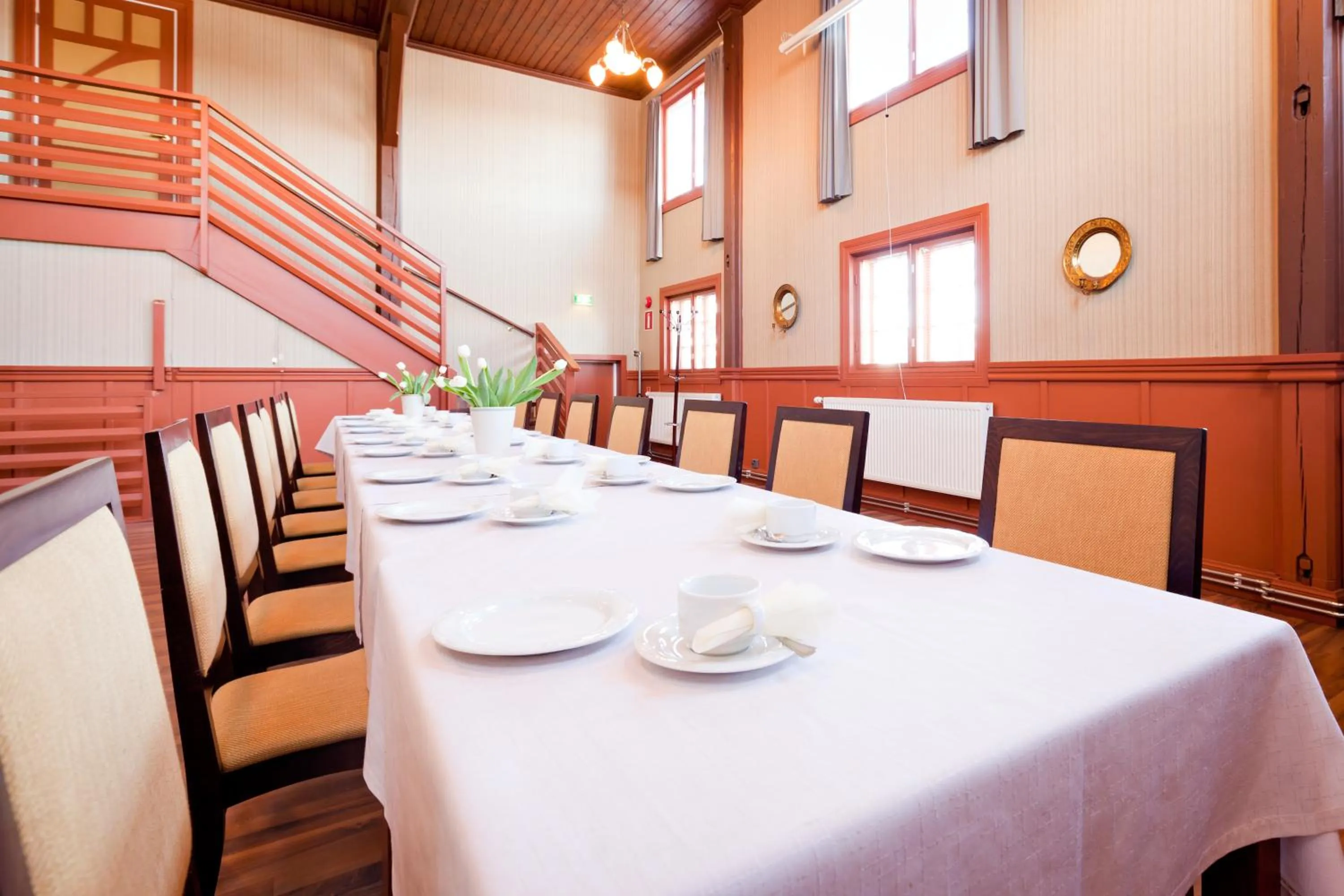 Business facilities in Hotelli-Ravintola Alma