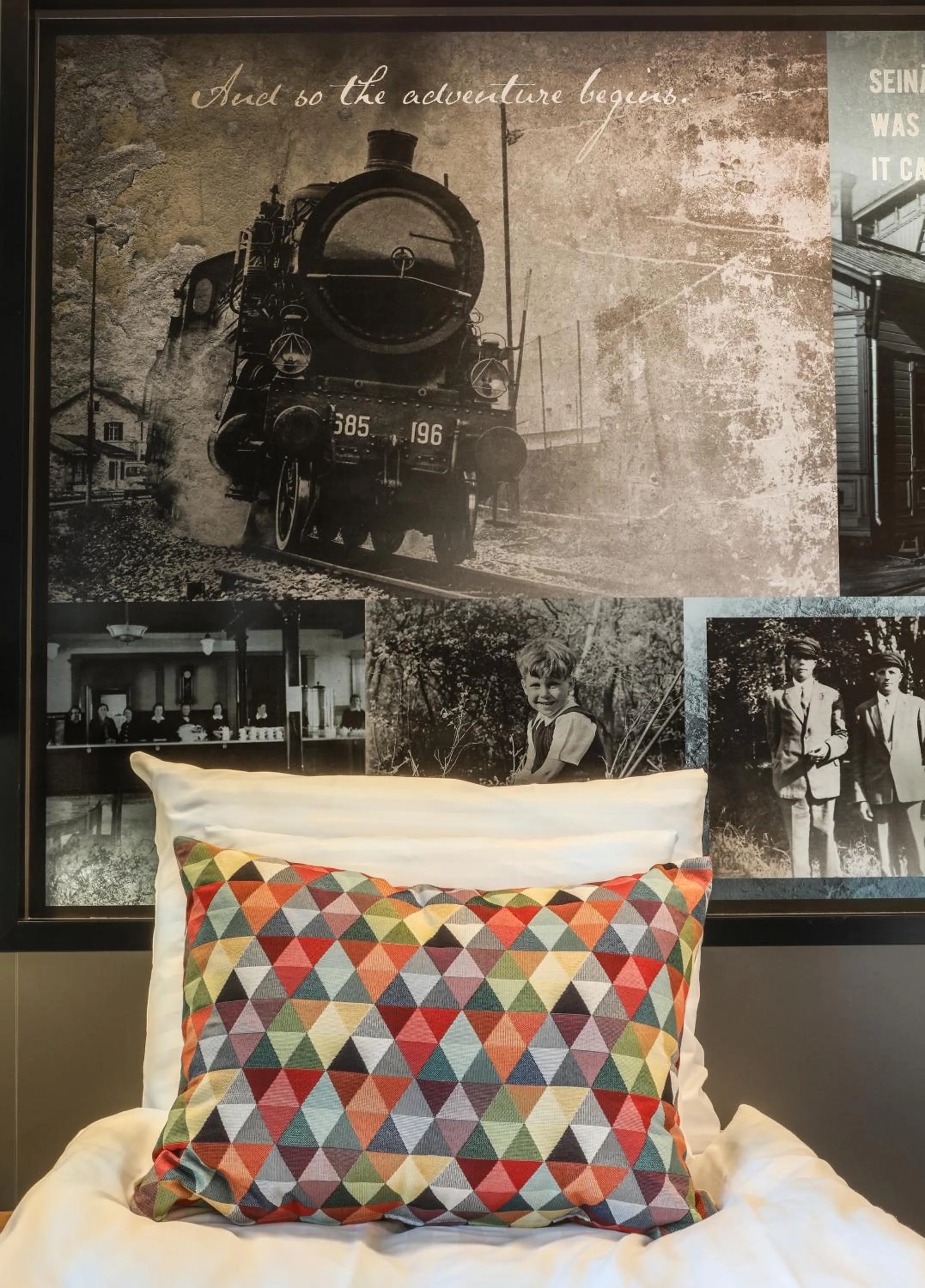 Decorative detail, Bed in Hotelli-Ravintola Alma