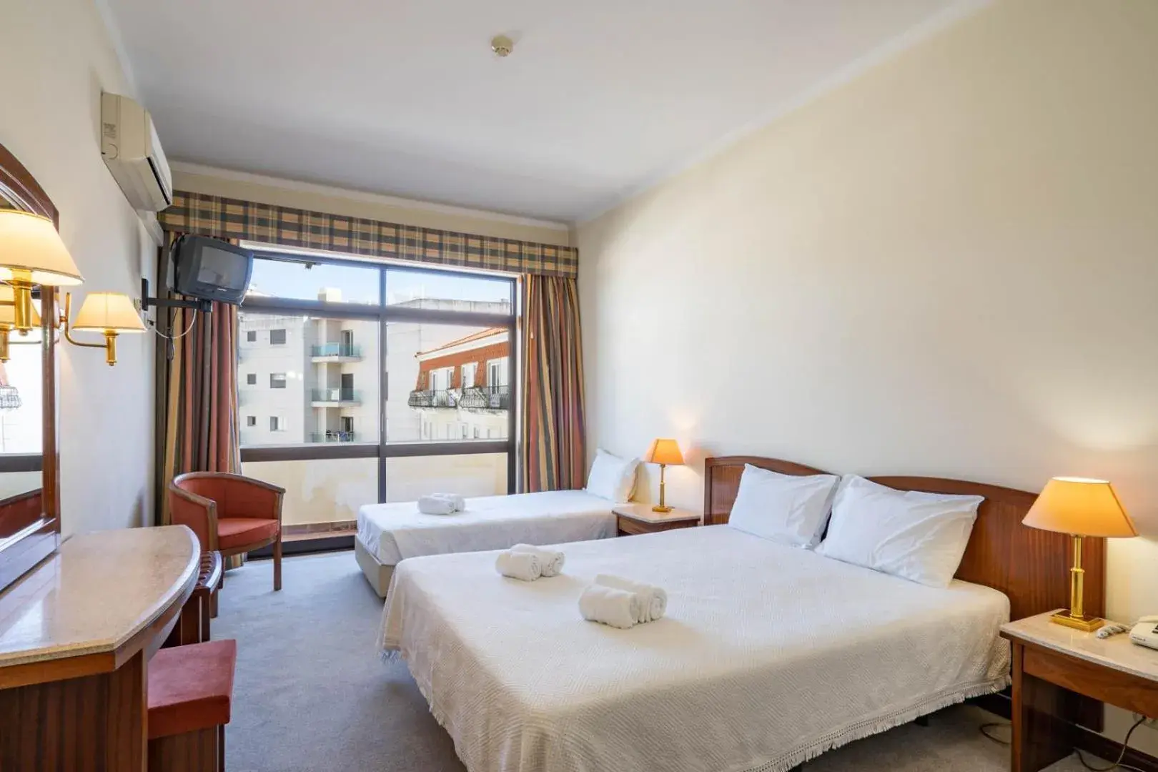 Standard Triple Room in Villa Fatima Hotel by Umbral Standard Triple Room in Villa Fatima Hotel by Umbral