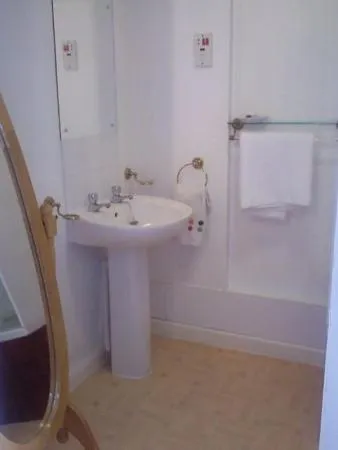 Bathroom in Highfield Guesthouse