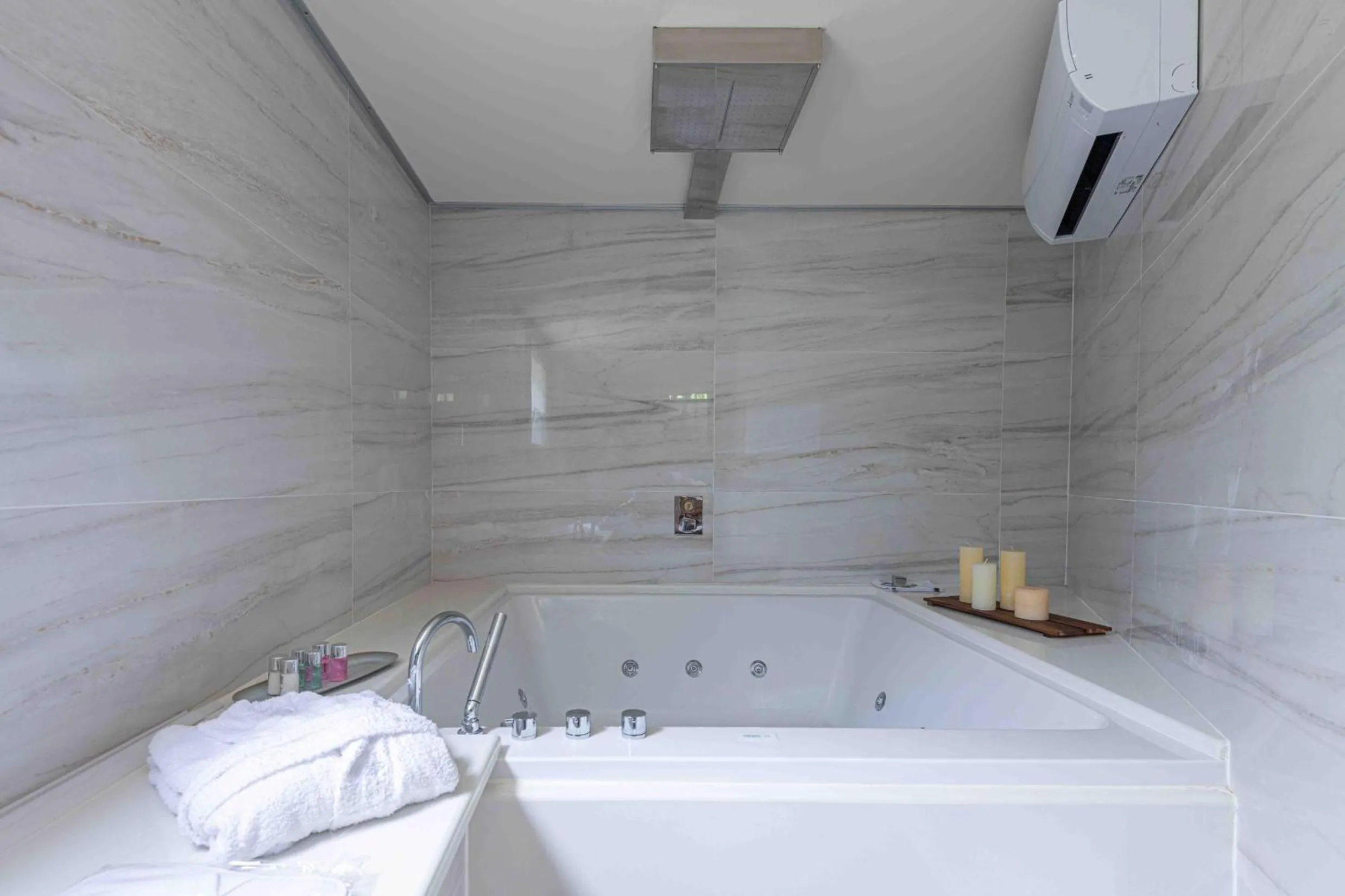 Hot Tub in Entre Os Ríos - Casa Rural y Enoturismo