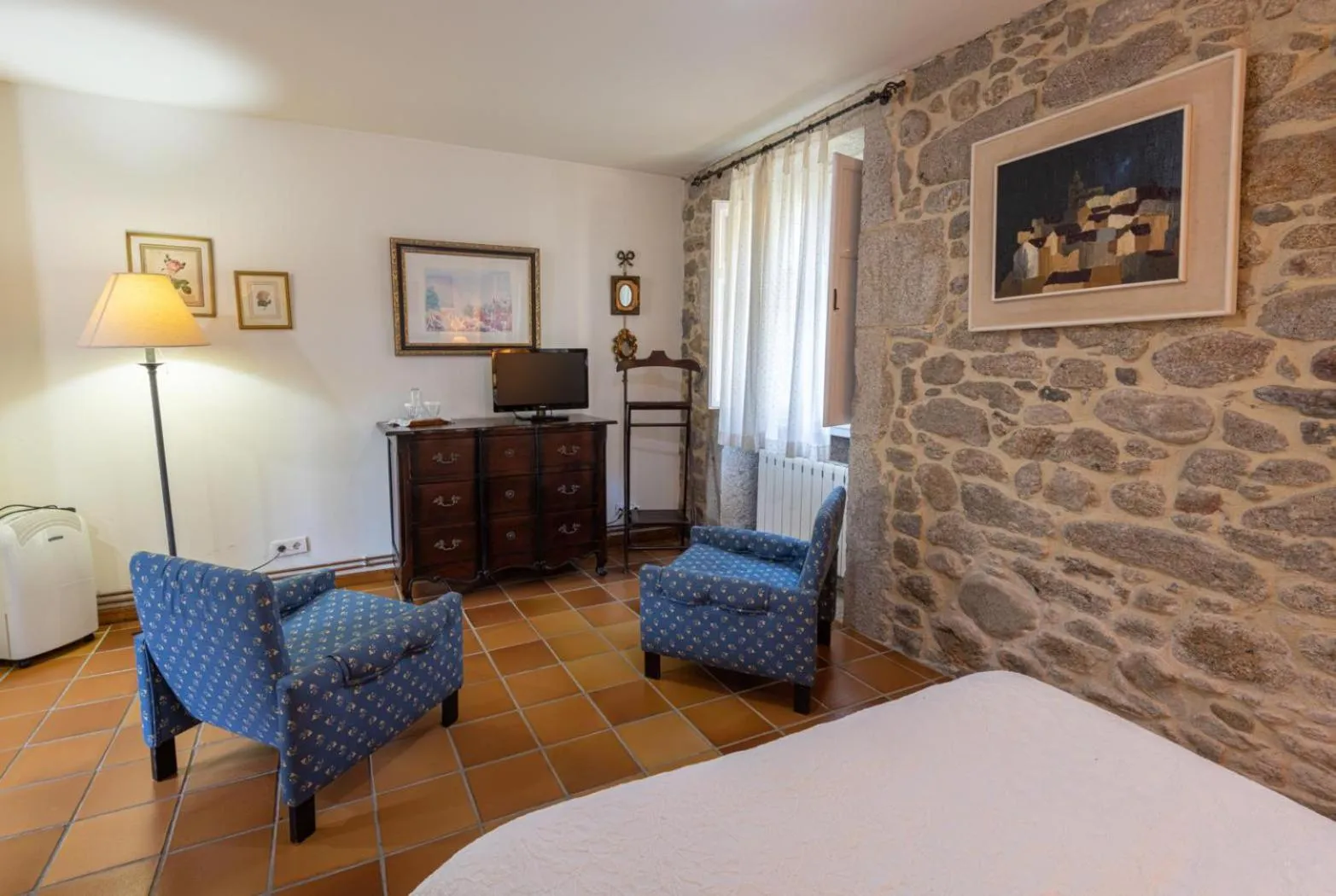 TV and multimedia, Bed in Entre Os Ríos - Casa Rural y Enoturismo