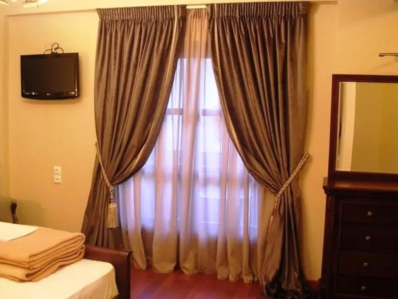 Bed in Hotel Monodendri