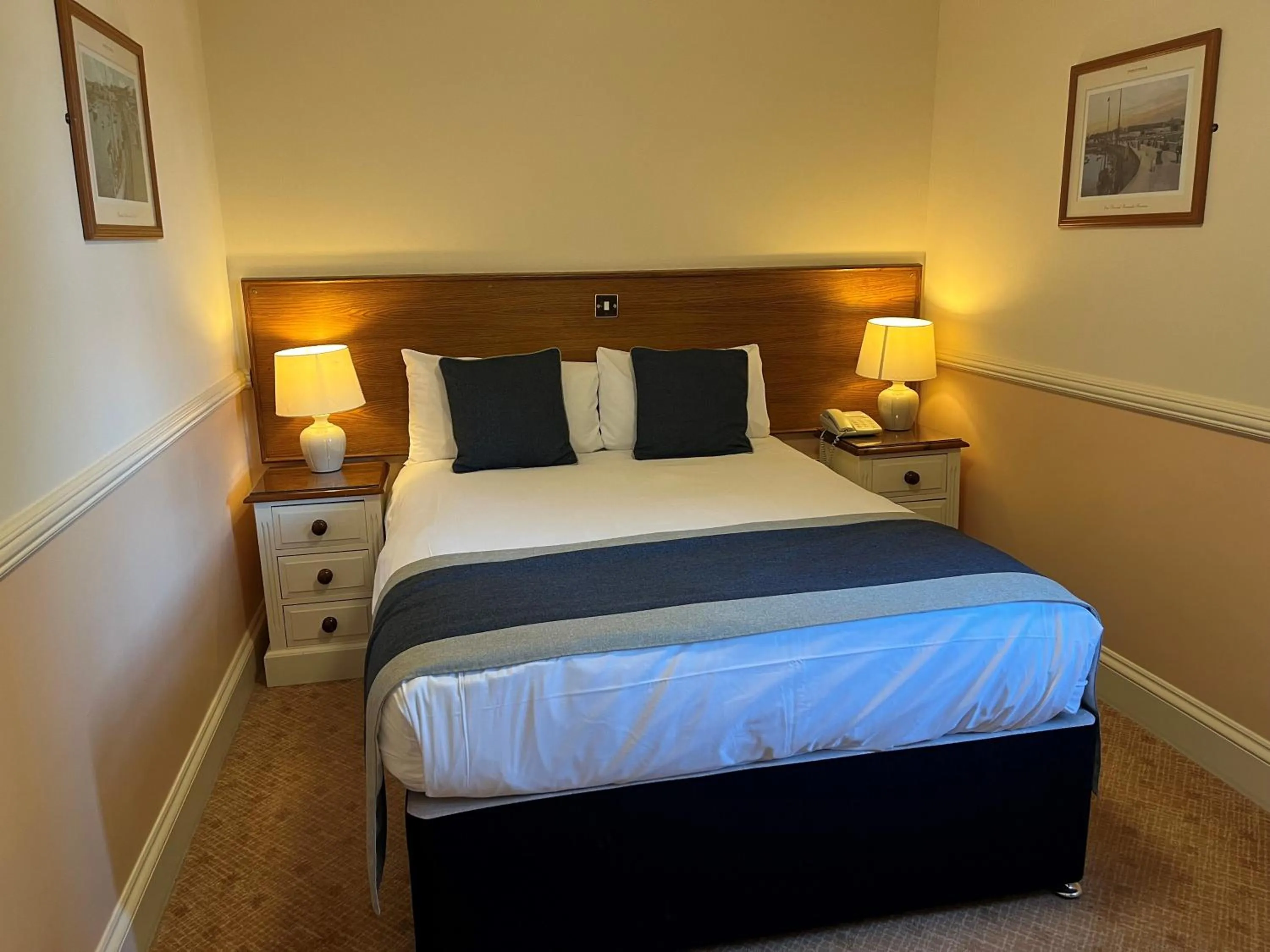 Bed in The Pegwell Bay Hotel