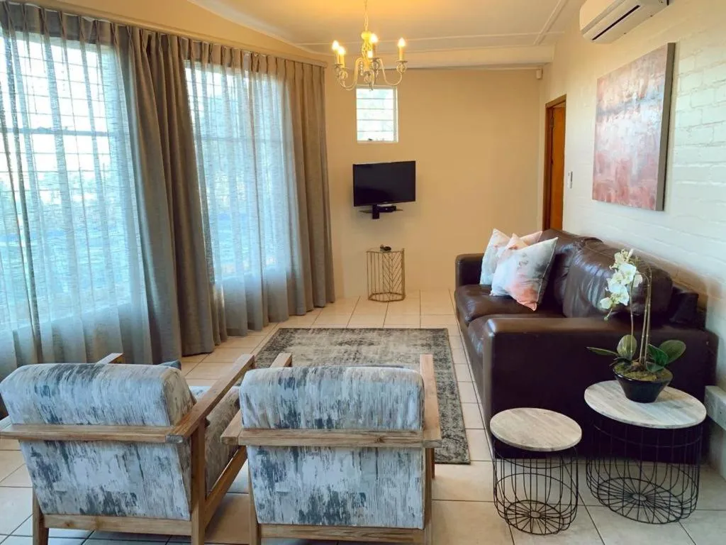 Living room, Bed in Groenvlei Guest Farm