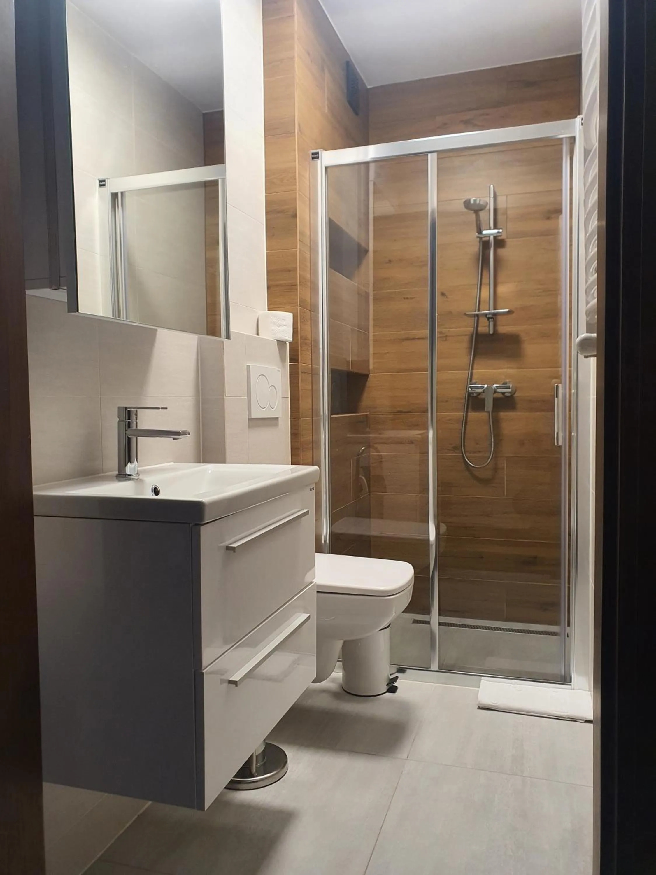 Bathroom in Hotel Kolorowa