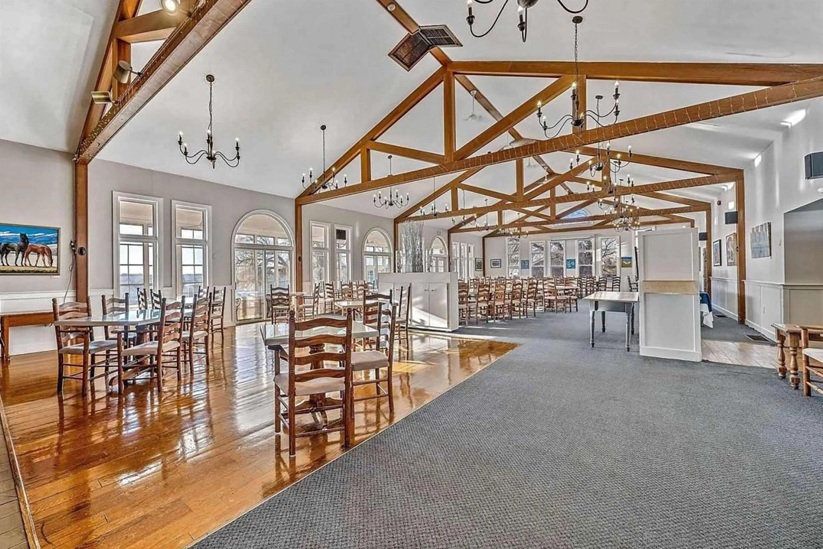 Restaurant/places to eat in Isaiah Tubbs Resort & Conference Centre