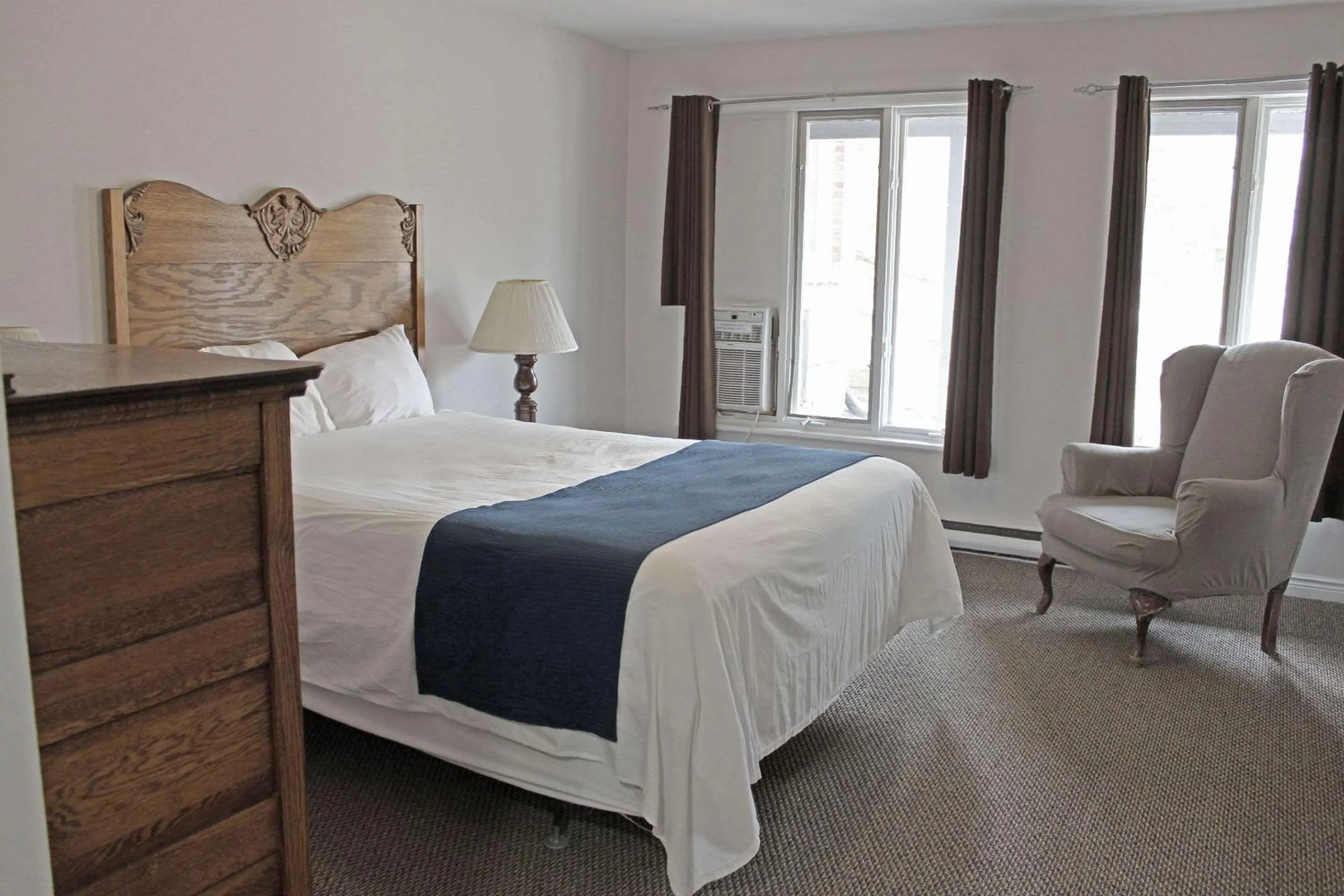 Bedroom, Bed in Isaiah Tubbs Resort & Conference Centre