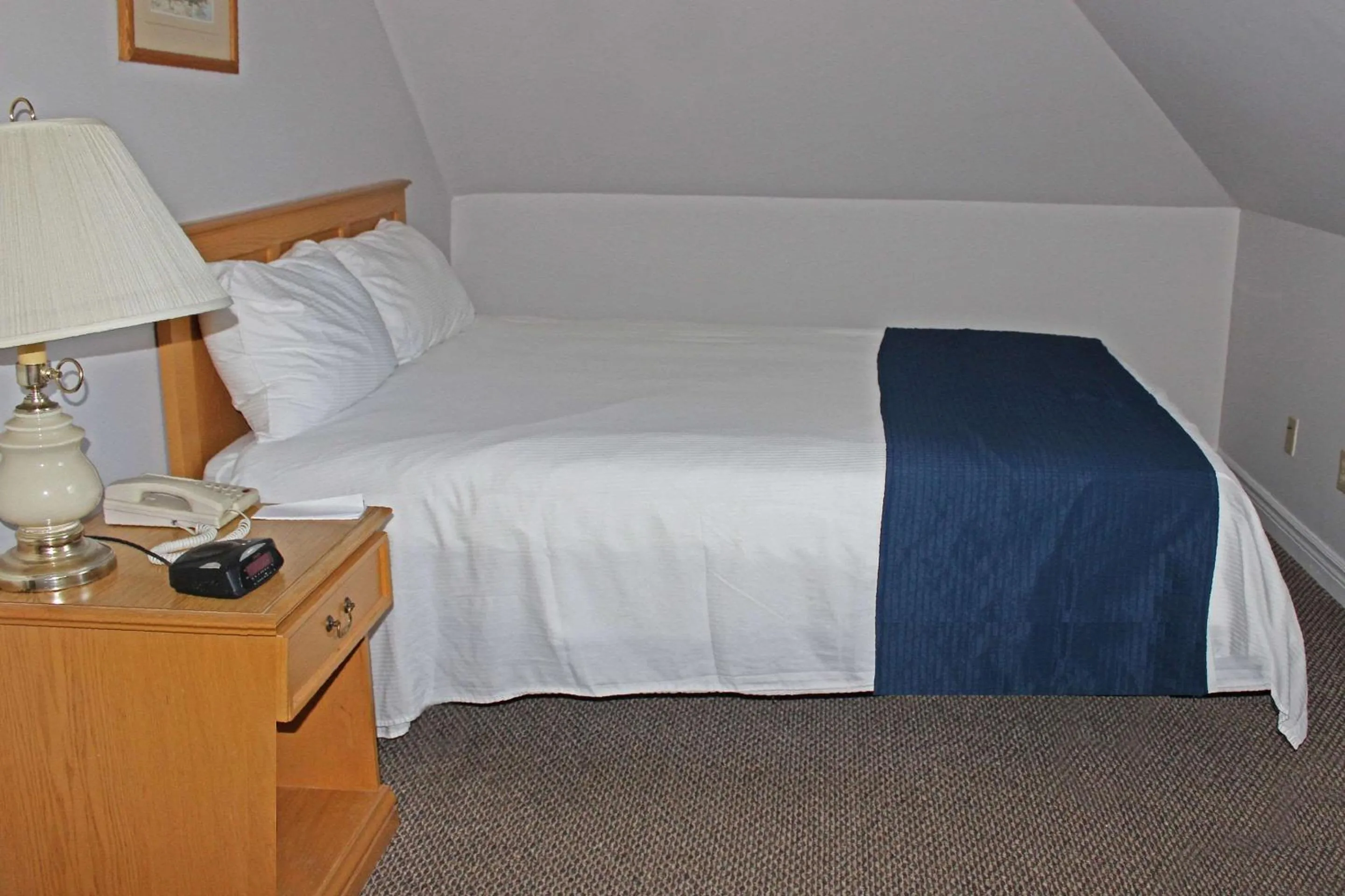 Bedroom, Bed in Isaiah Tubbs Resort & Conference Centre
