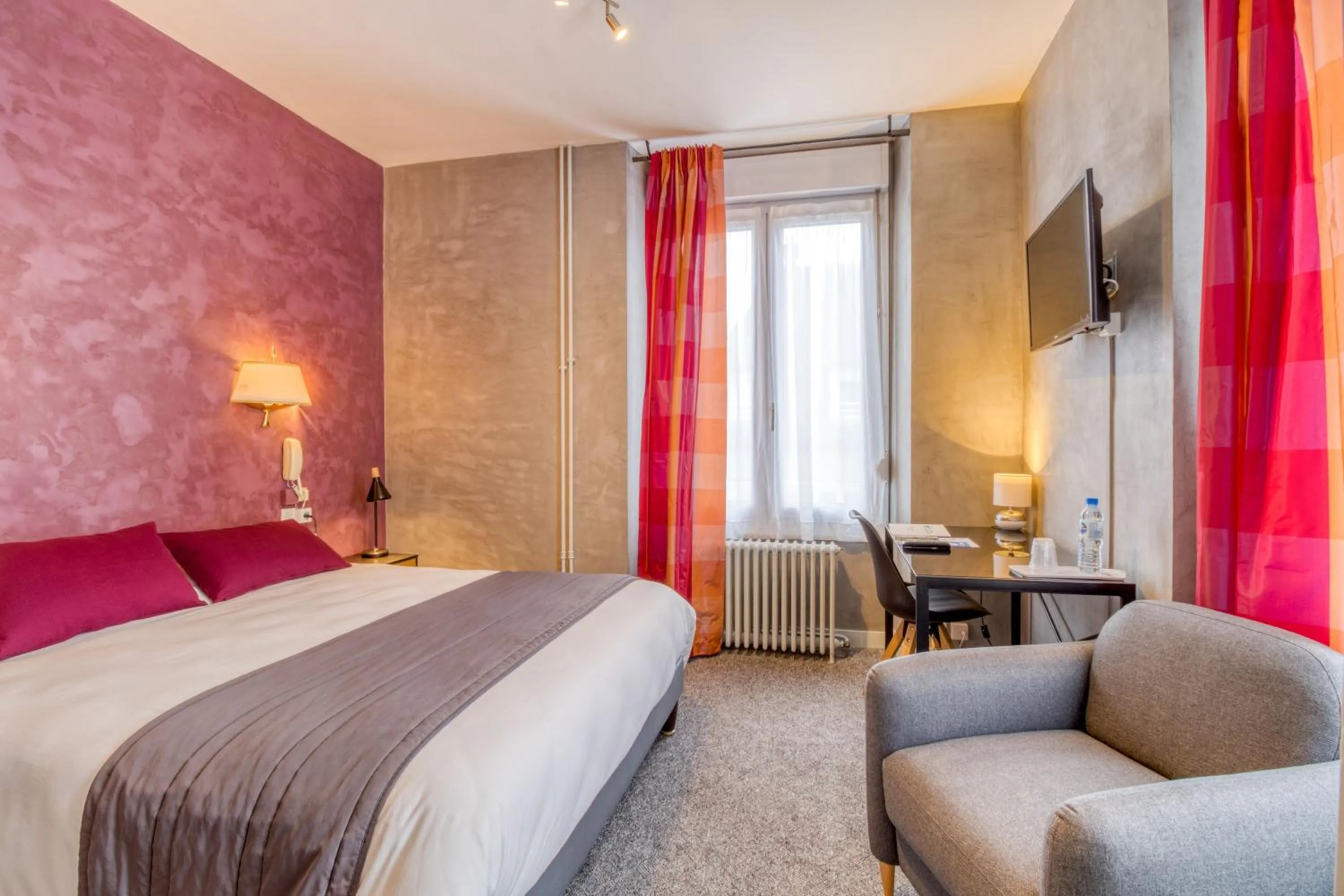 Economy Double Room in Brit Hotel le Cygne