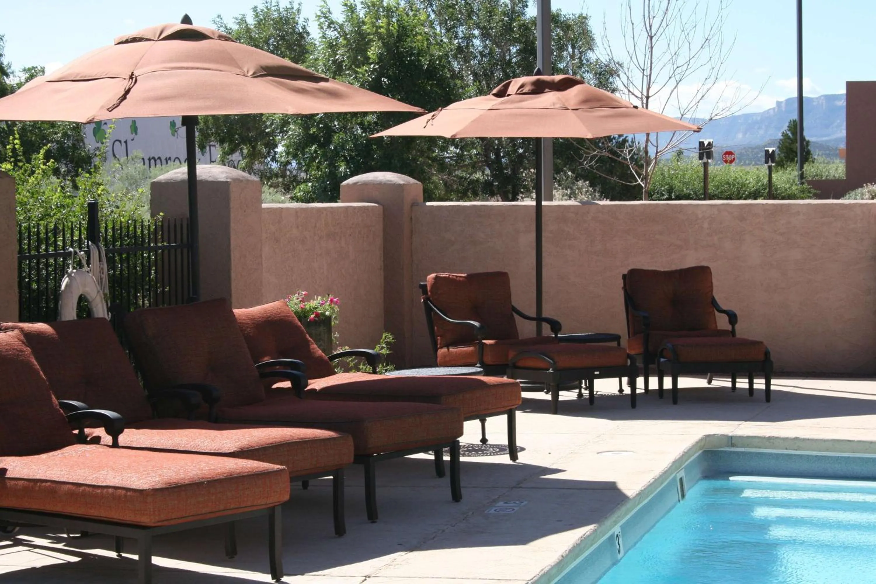 Pool view in Hampton Inn Kayenta Monument Valley