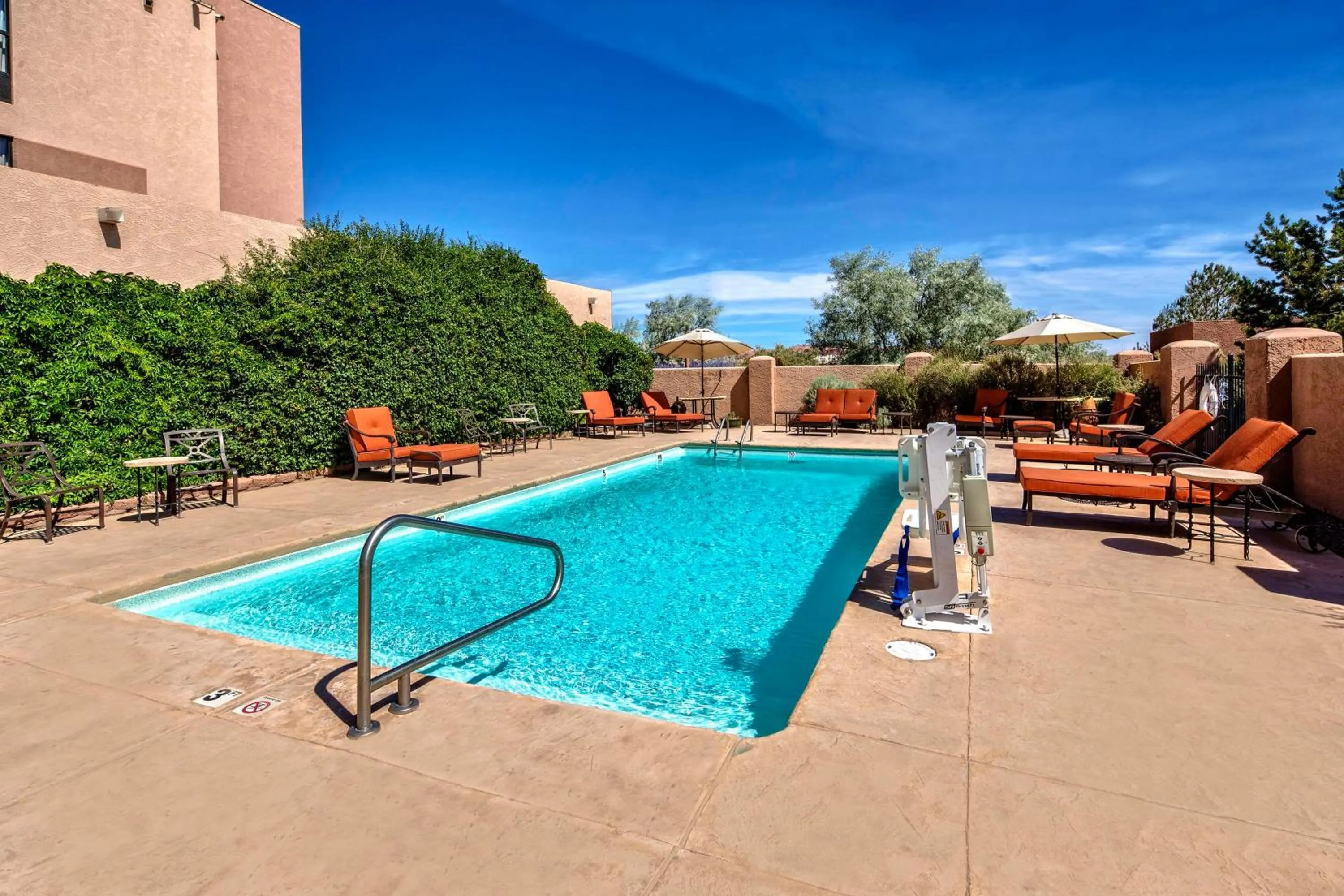 Pool view in Hampton Inn Kayenta Monument Valley