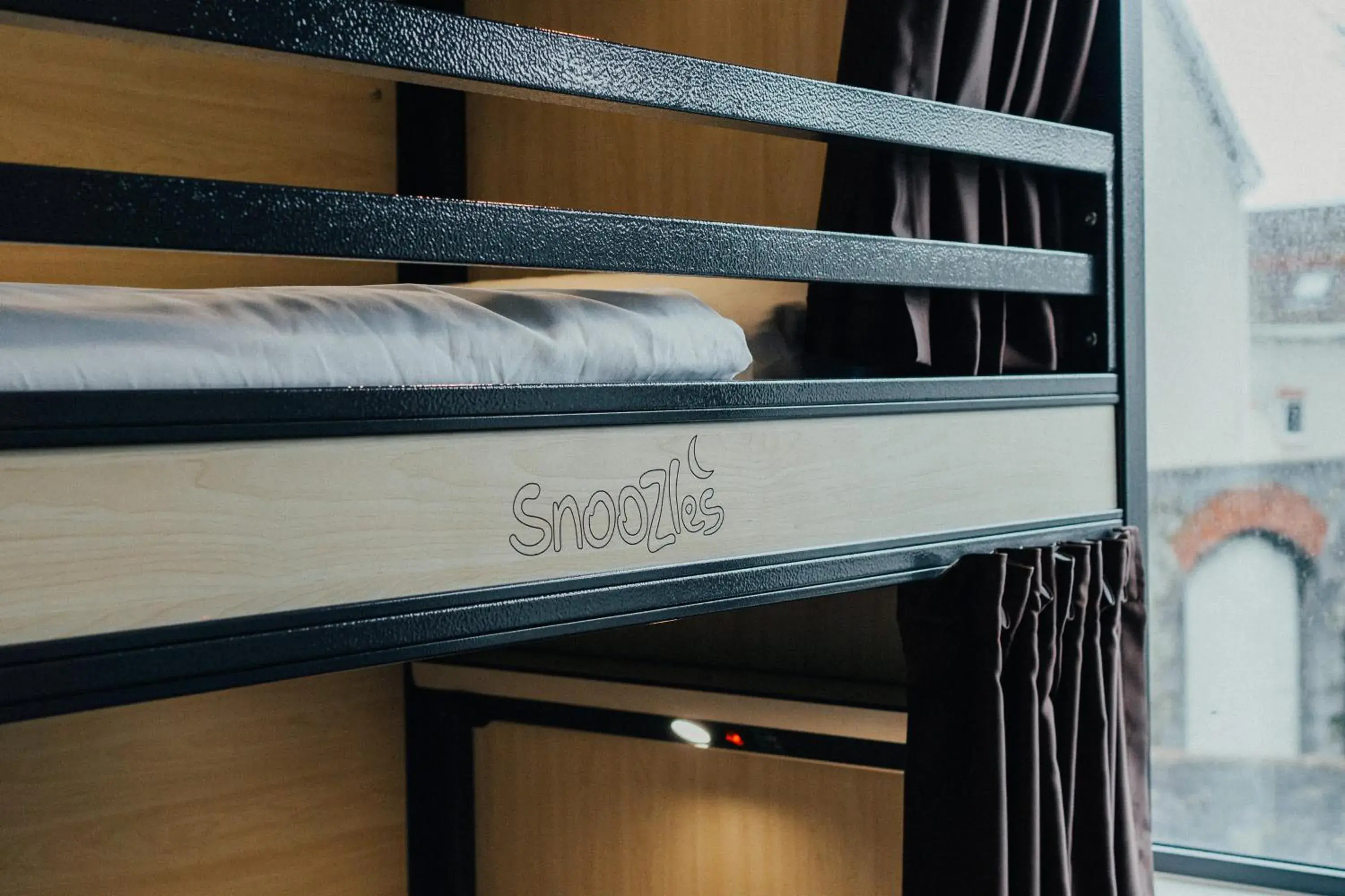 4 Bed Private Room En suite in Snoozles Galway City Centre 4 Bed Private Room En suite in Snoozles Galway City Centre