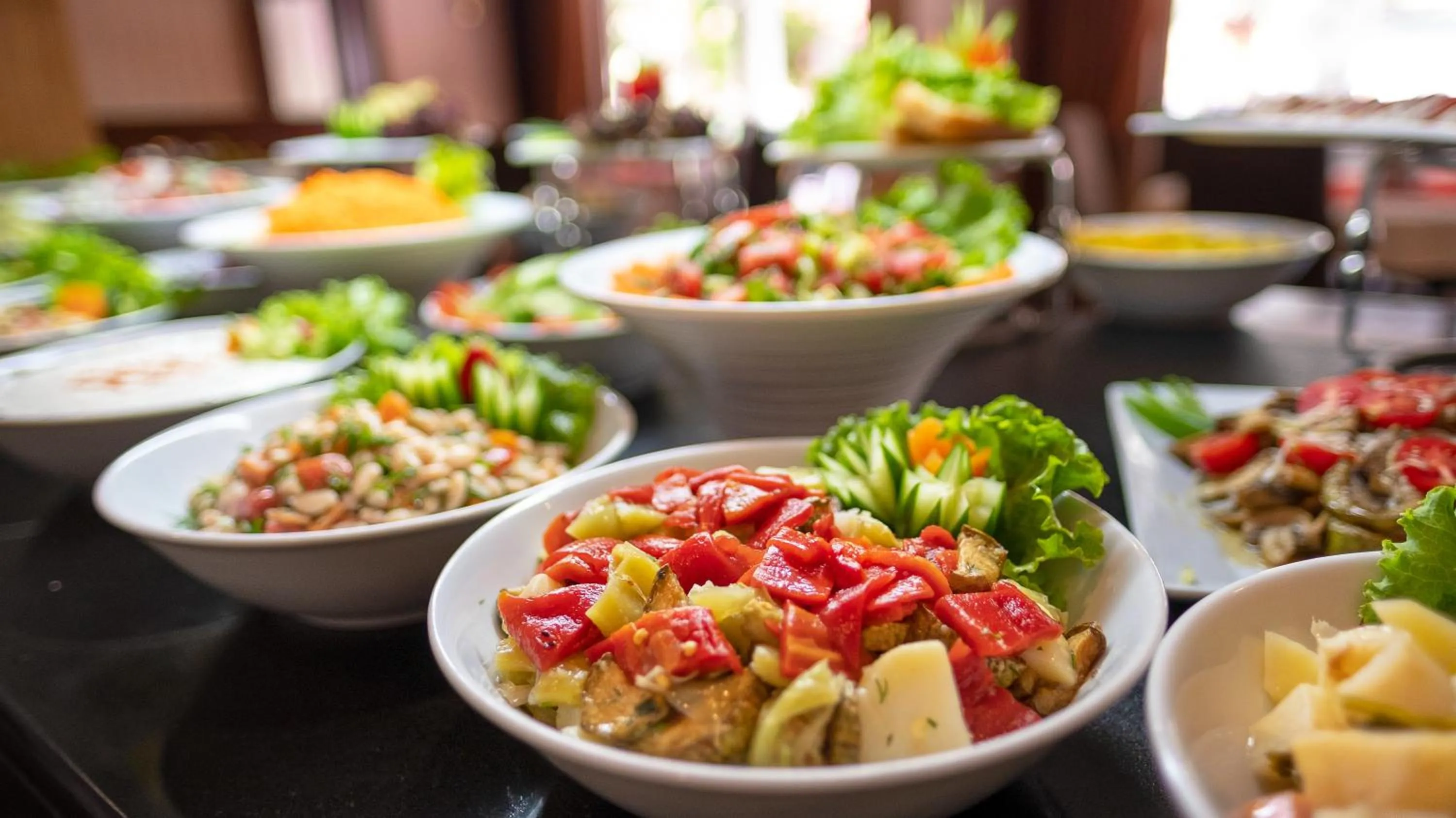 Restaurant/places to eat in X Life Hotel Sarıgerme 15 - Adult Hotel