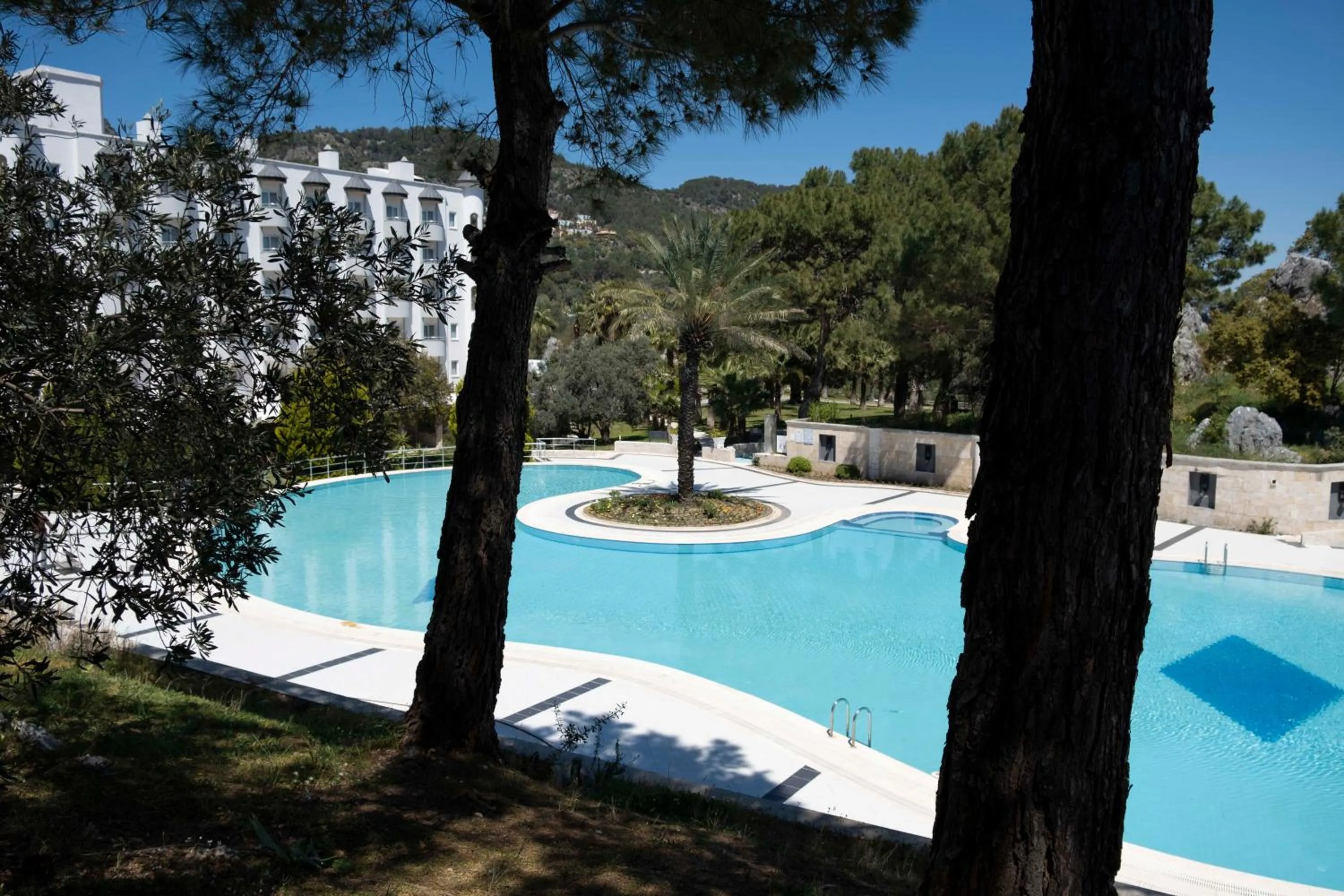 Swimming pool in X Life Hotel Sarıgerme 15 - Adult Hotel