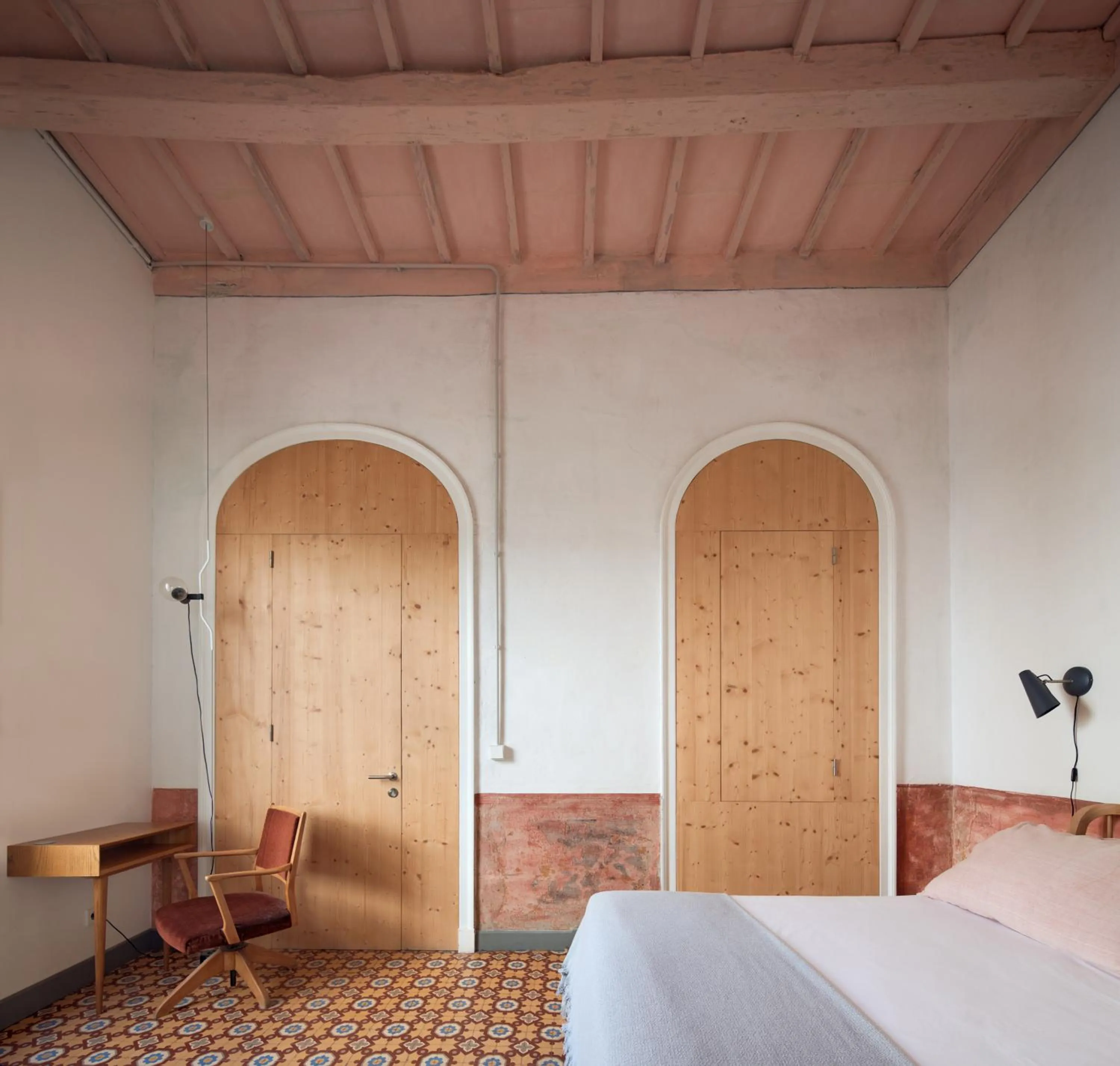 Bedroom, Bed in Hotel Hevresac Singular & Small