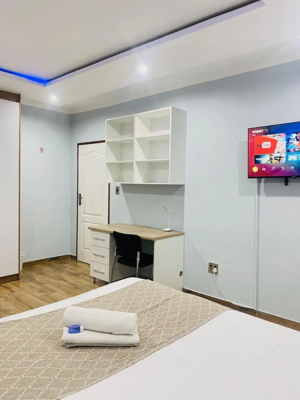 Bedroom, Bed in Airport Imperial Guest House