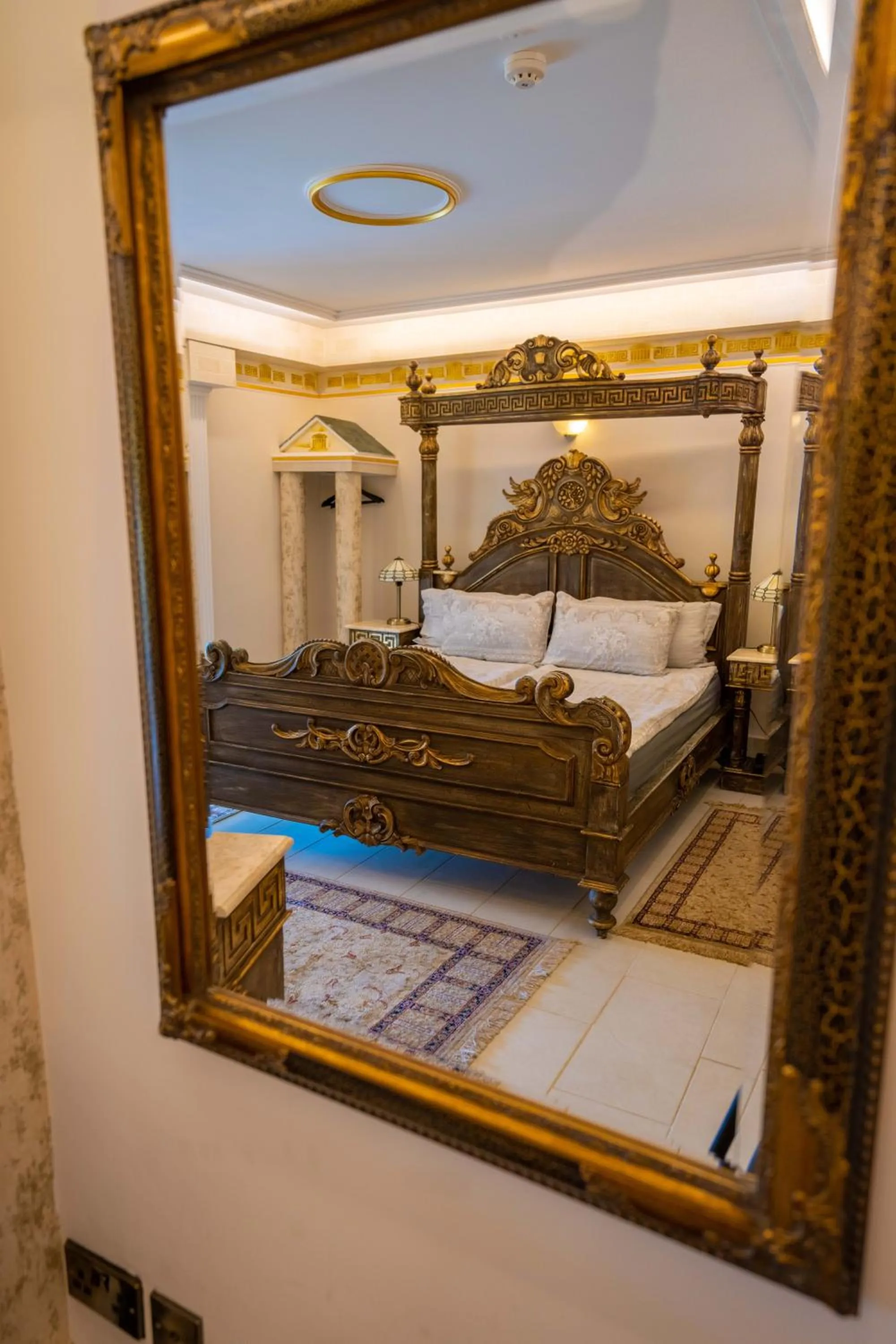 Bed in Ferndale Luxury Boutique Bed & Breakfast