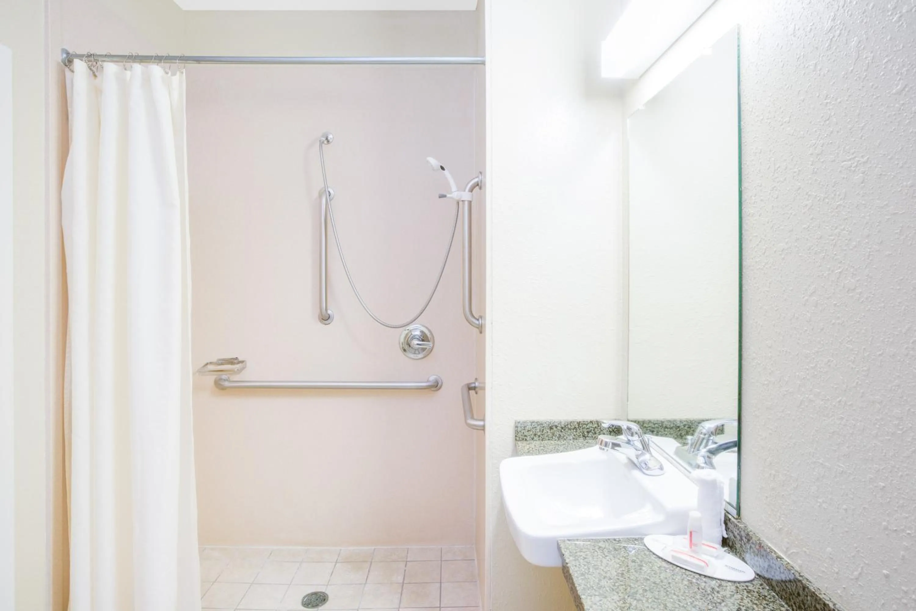 Shower in Microtel Inn & Suites by Wyndham Saraland