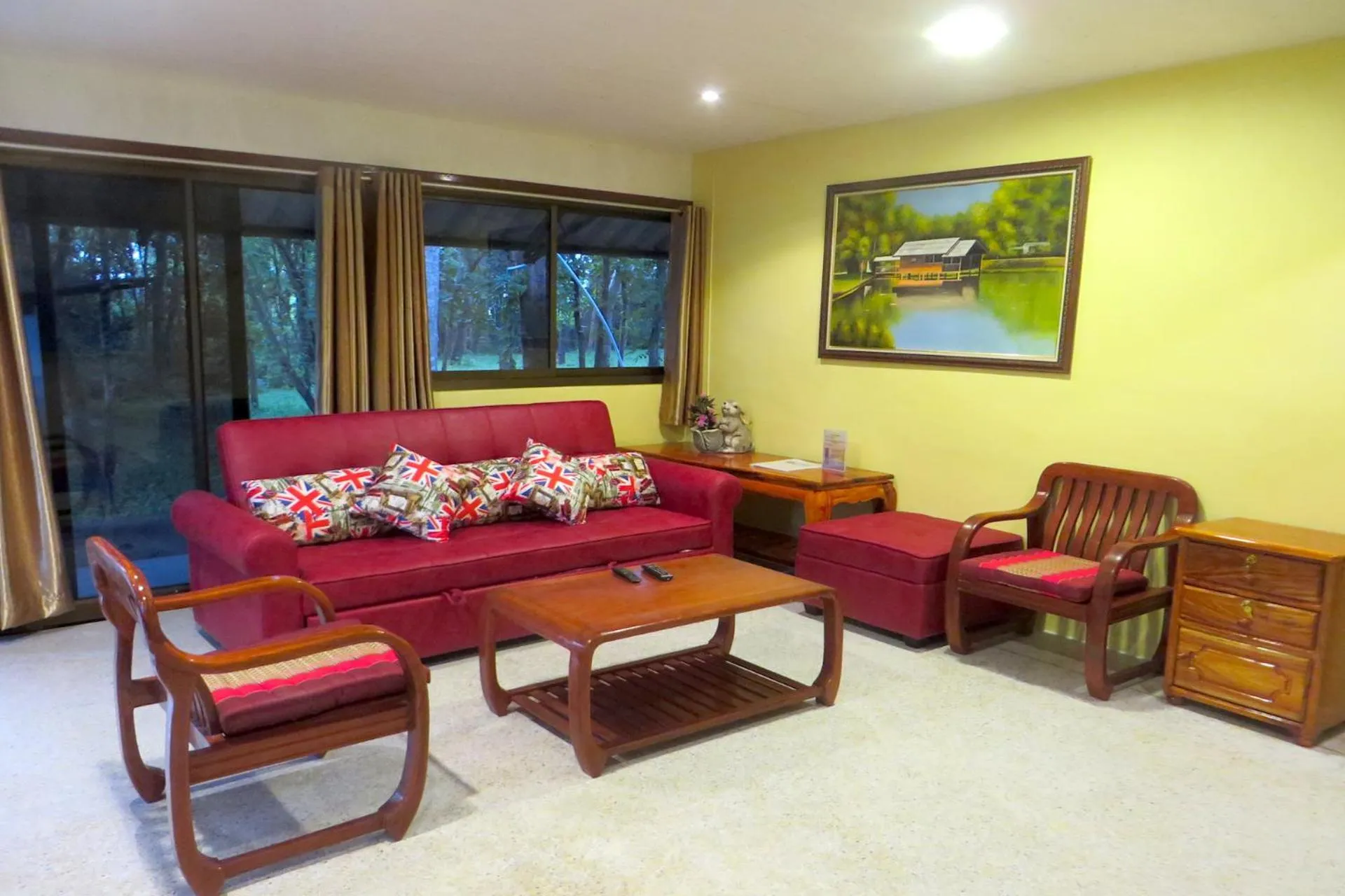 Living room in Isaan Perazim Park