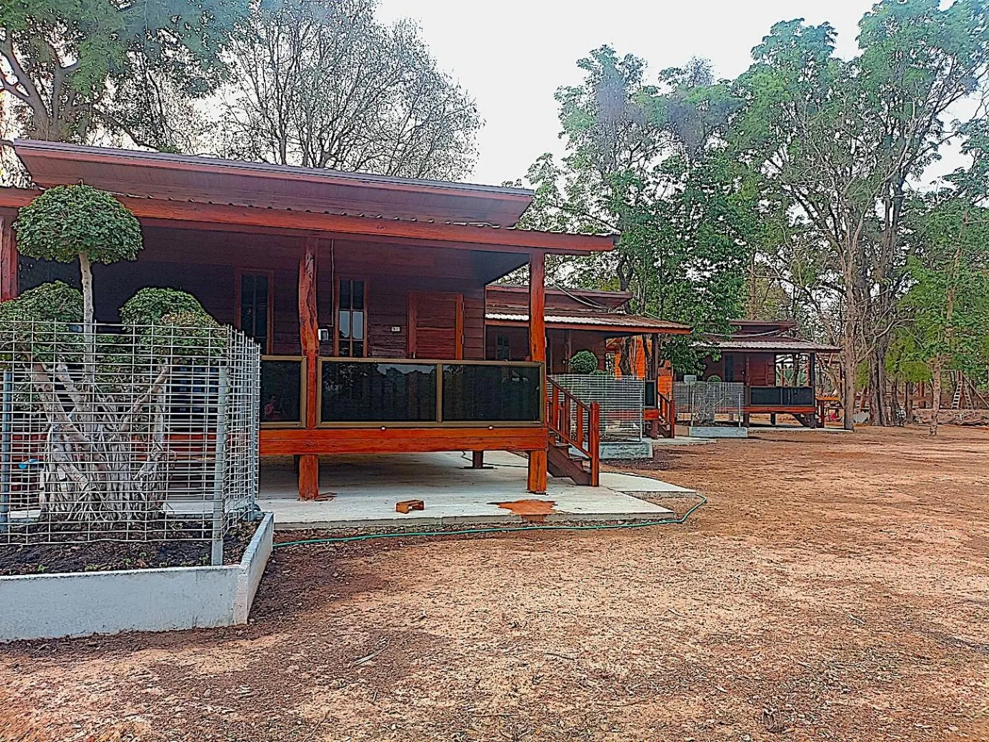 Property building in Isaan Perazim Park