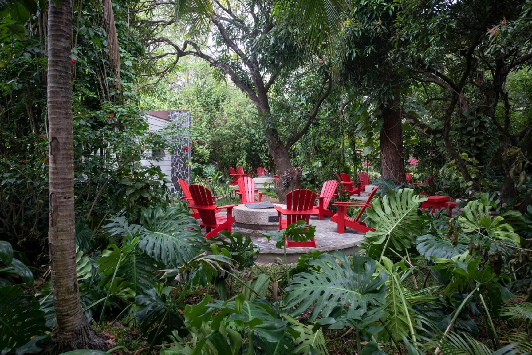 Patio in Hacienda Guachipelin Volcano Ranch Hotel & Hot Springs