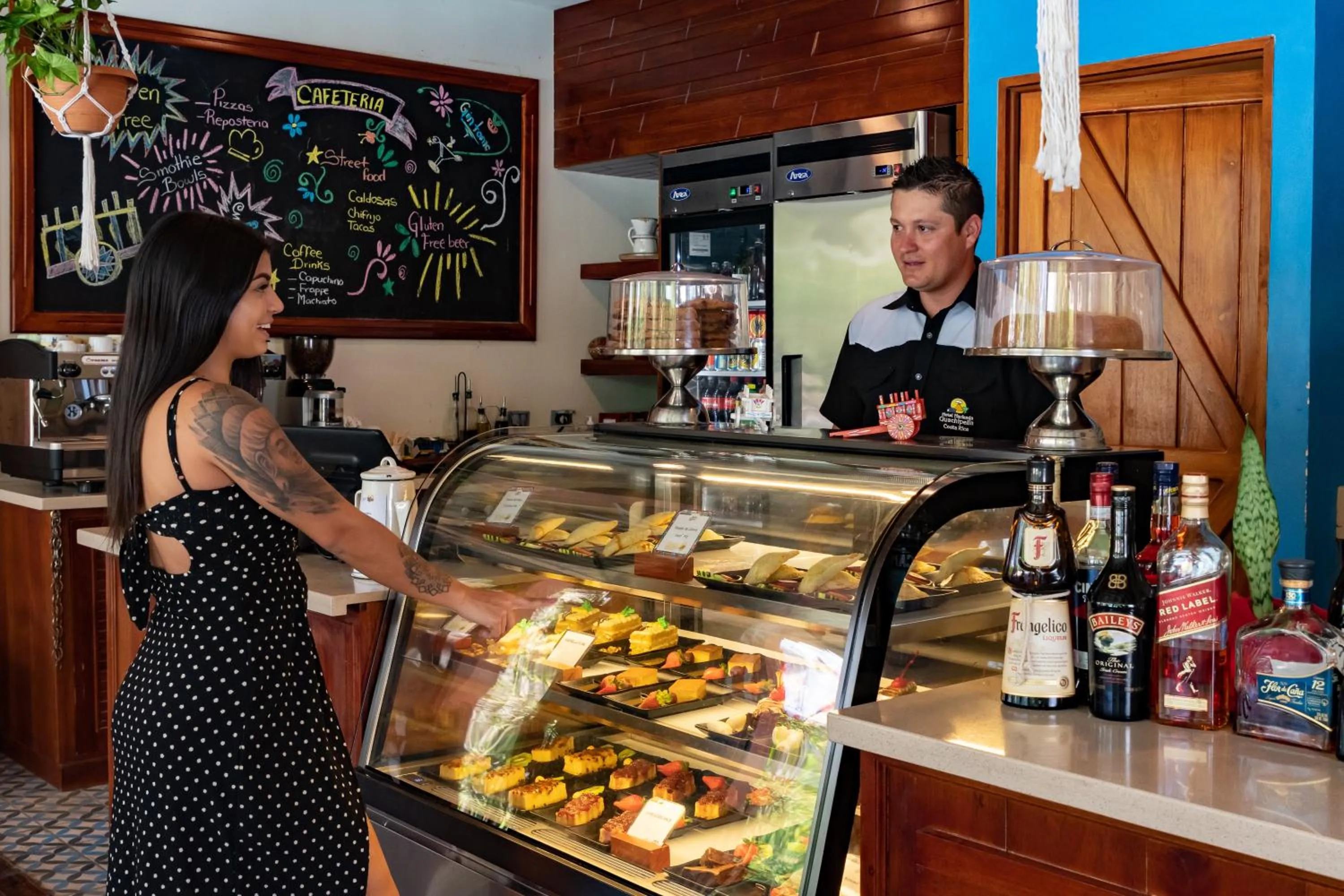 Lounge or bar in Hacienda Guachipelin Volcano Ranch Hotel & Hot Springs